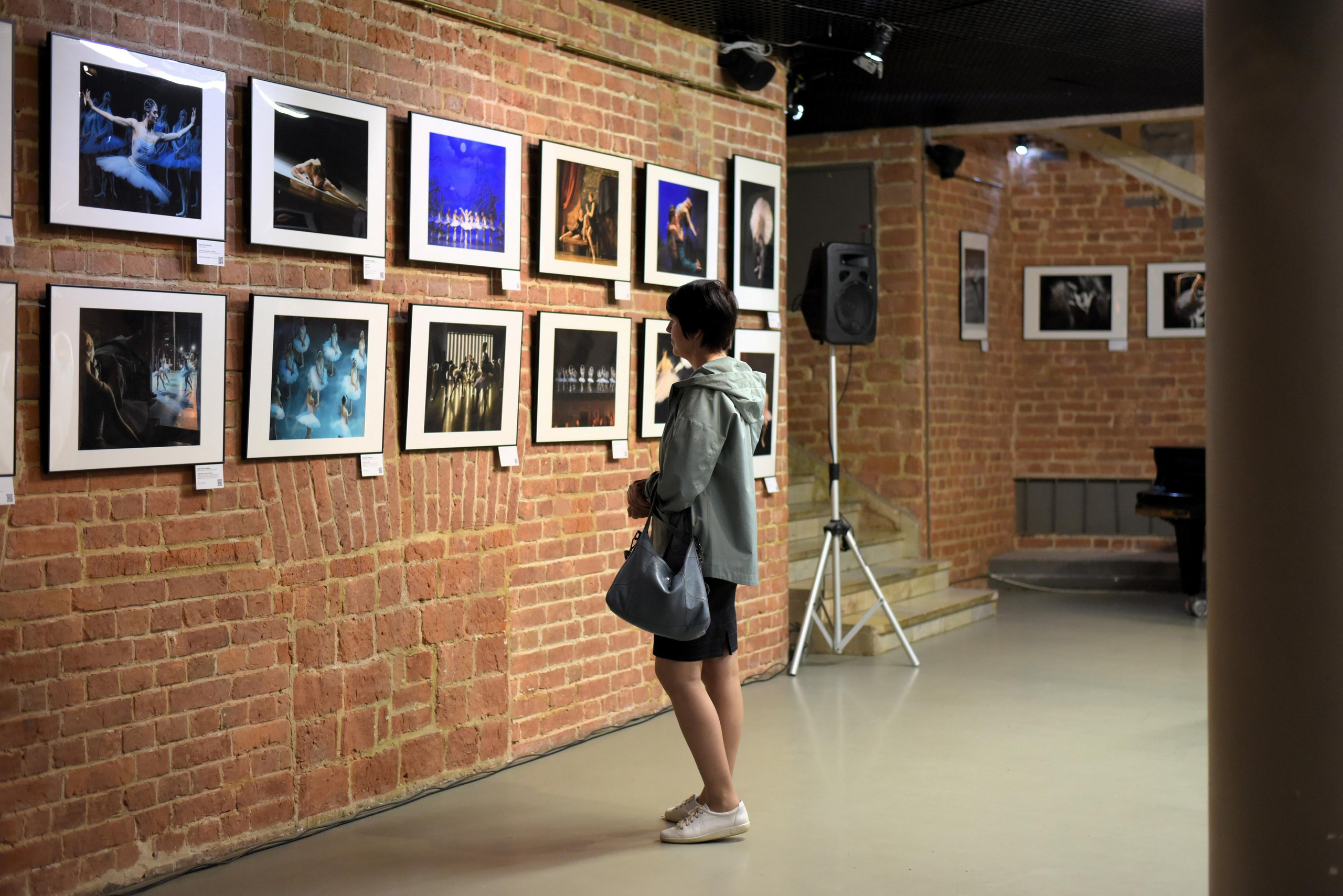 БАЛЕТ В ФОТОГРАФИЯХ.Стихи, написанные телом. Reportage, architectural, fine art photographer Lena Melnikova in Moscow