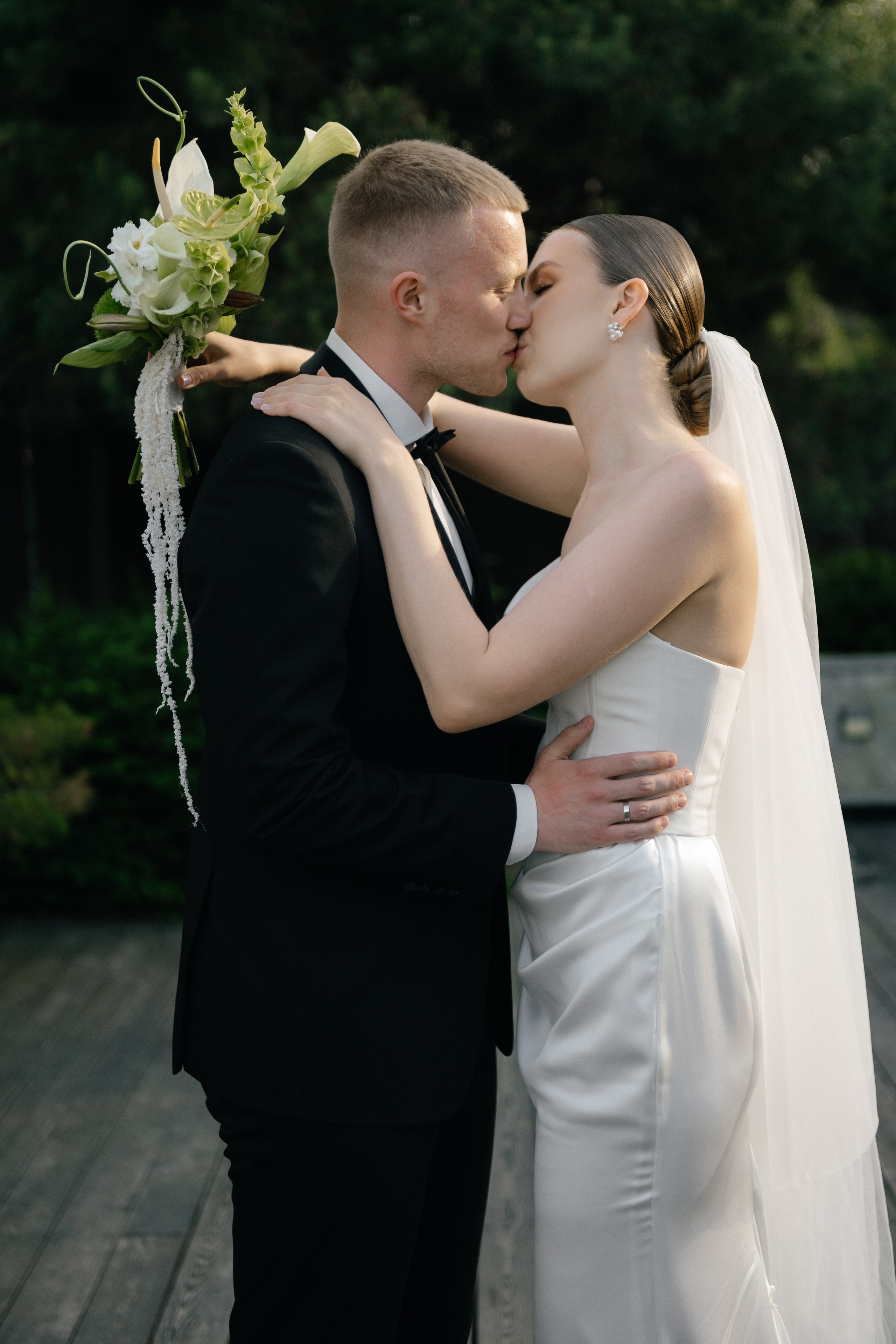 Wedding day in DELICE CHALET. Wedding PHOTOGRAPHER Andrew Vnukov
