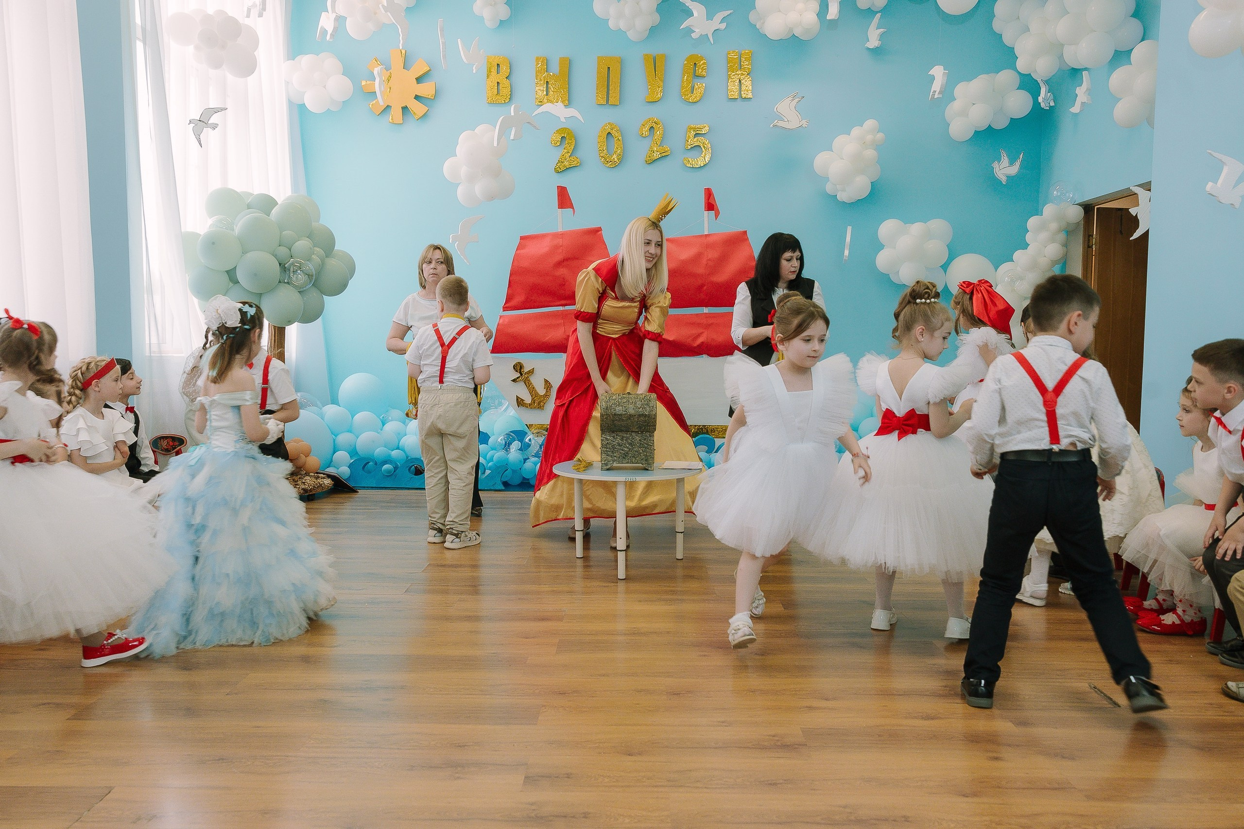 Выпускной 10 ДС. Выпускные альбомы Натальи Бутко: Новороссийск, Анапа, Геленджик