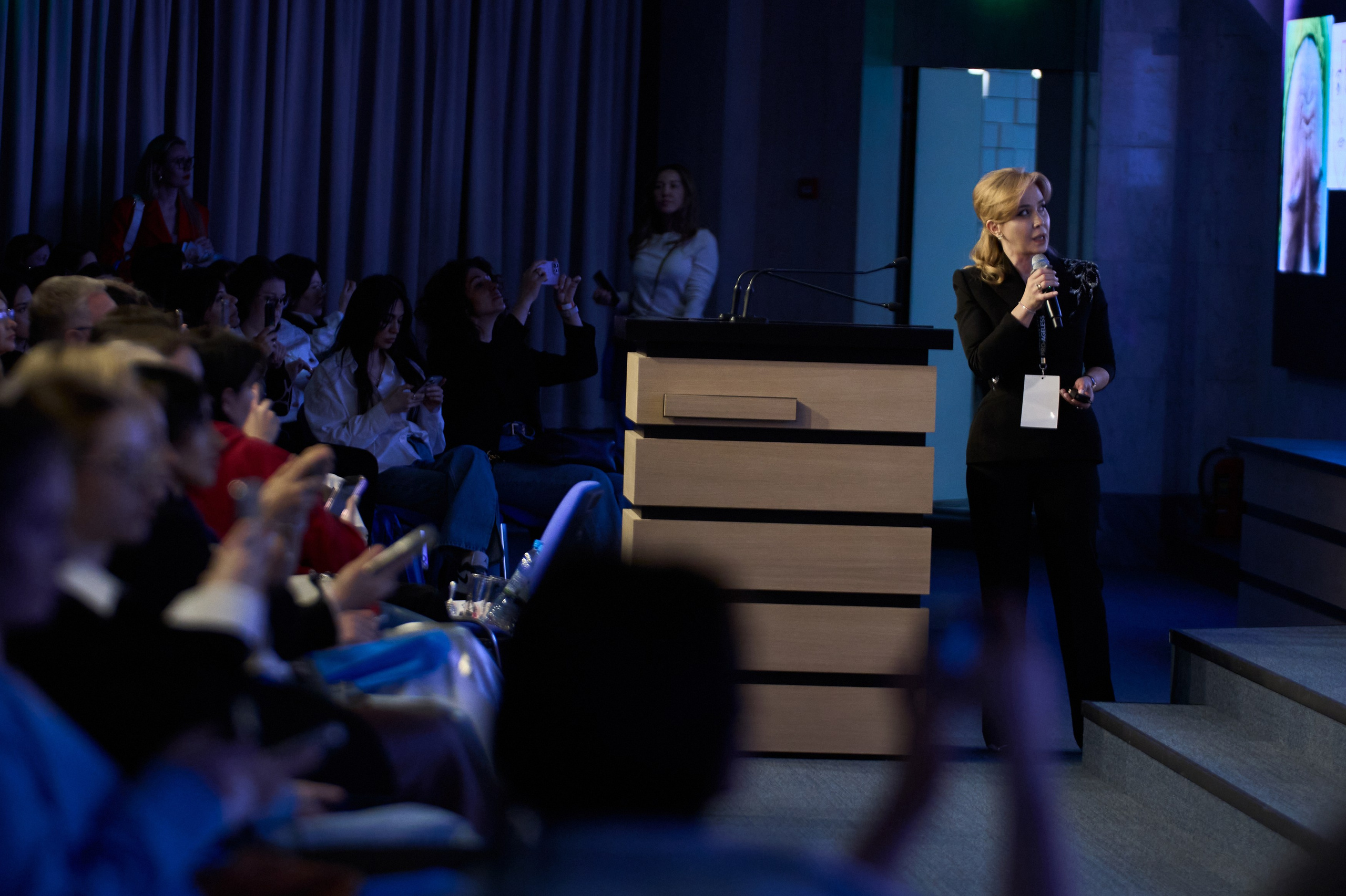 СПИКЕРЫ. PRO-AGELESS