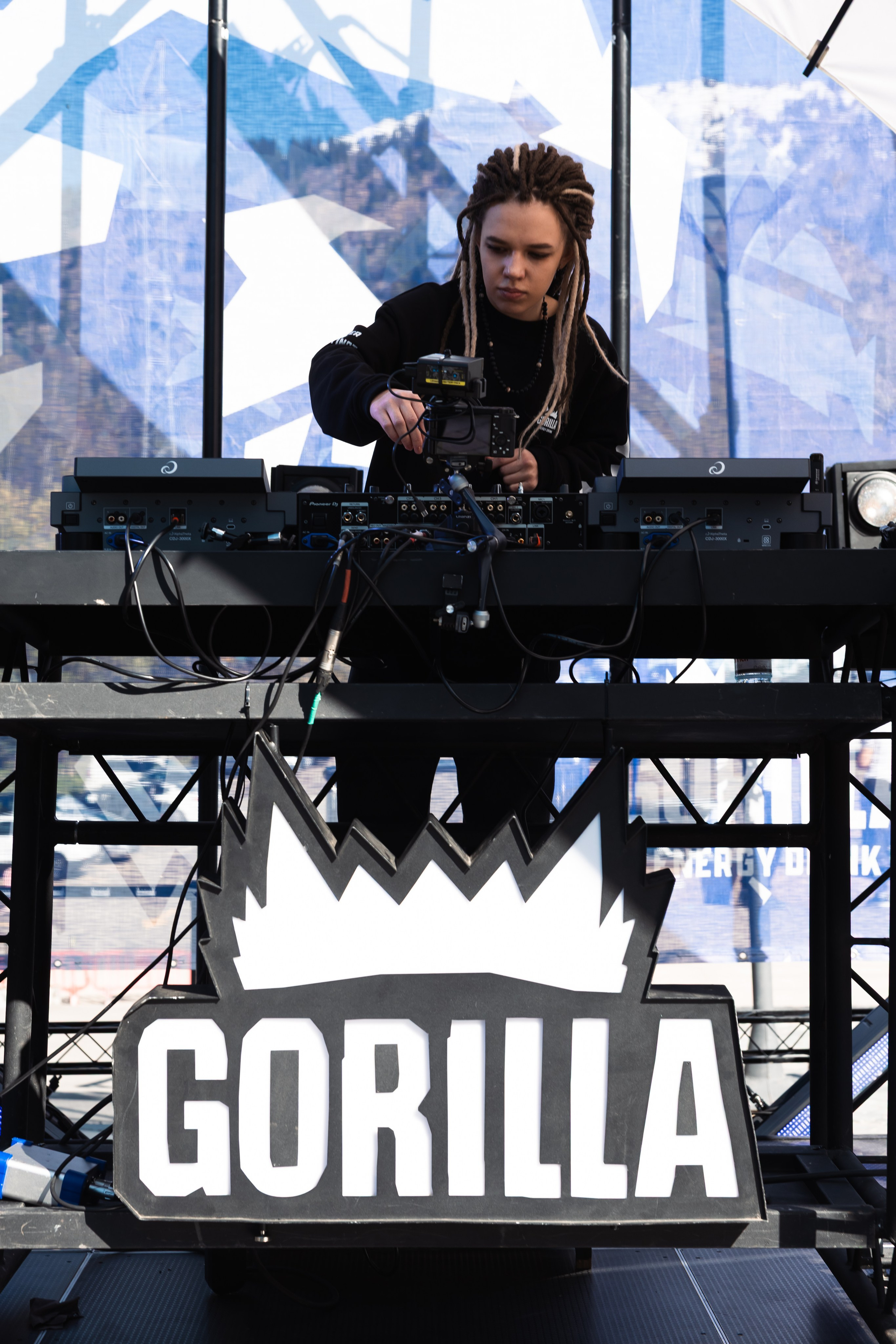 GORILLA GROOVE STAGE IMBA CAMP 5. Gorillaenergymedia