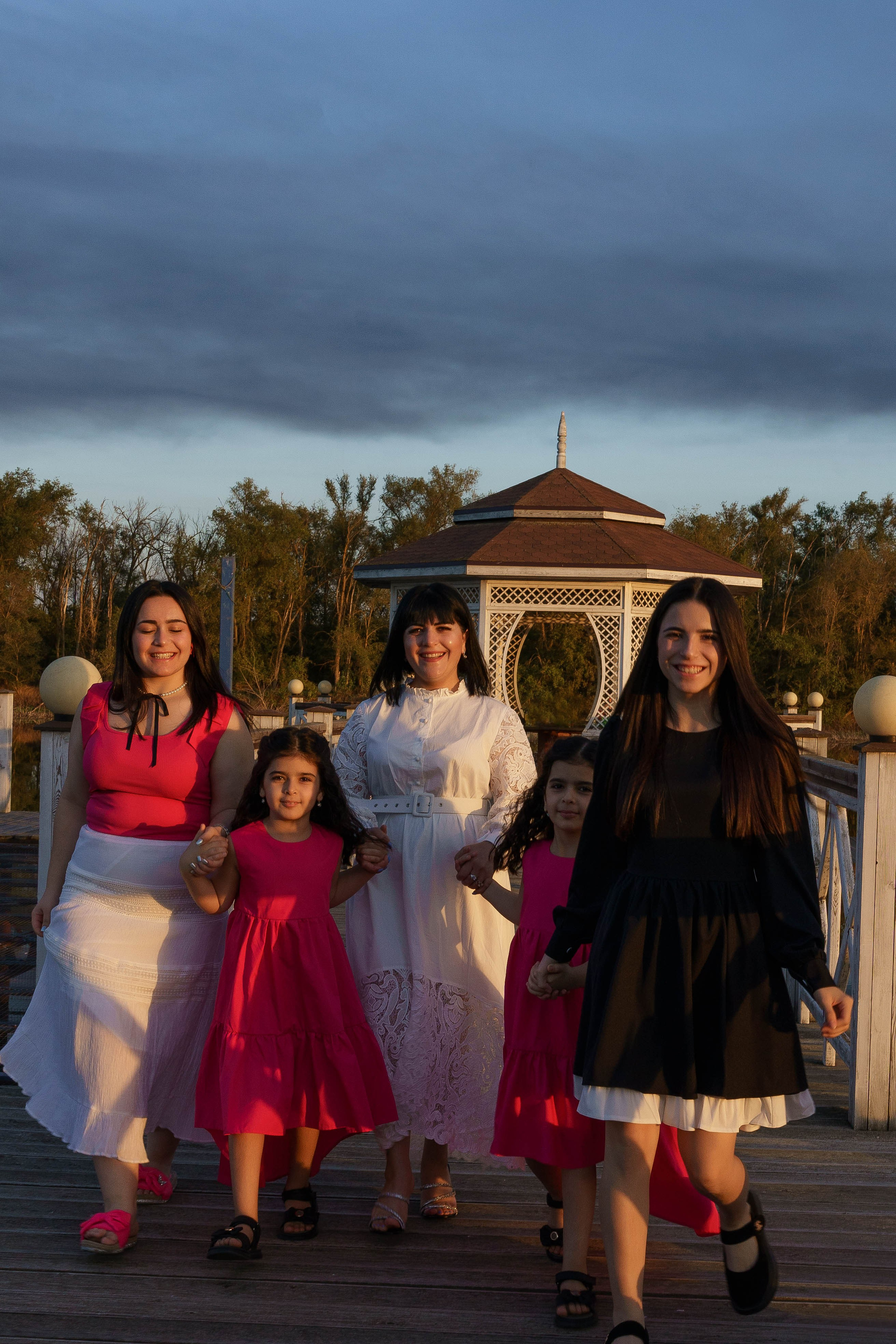 Семья Арутюнян. MariTaran