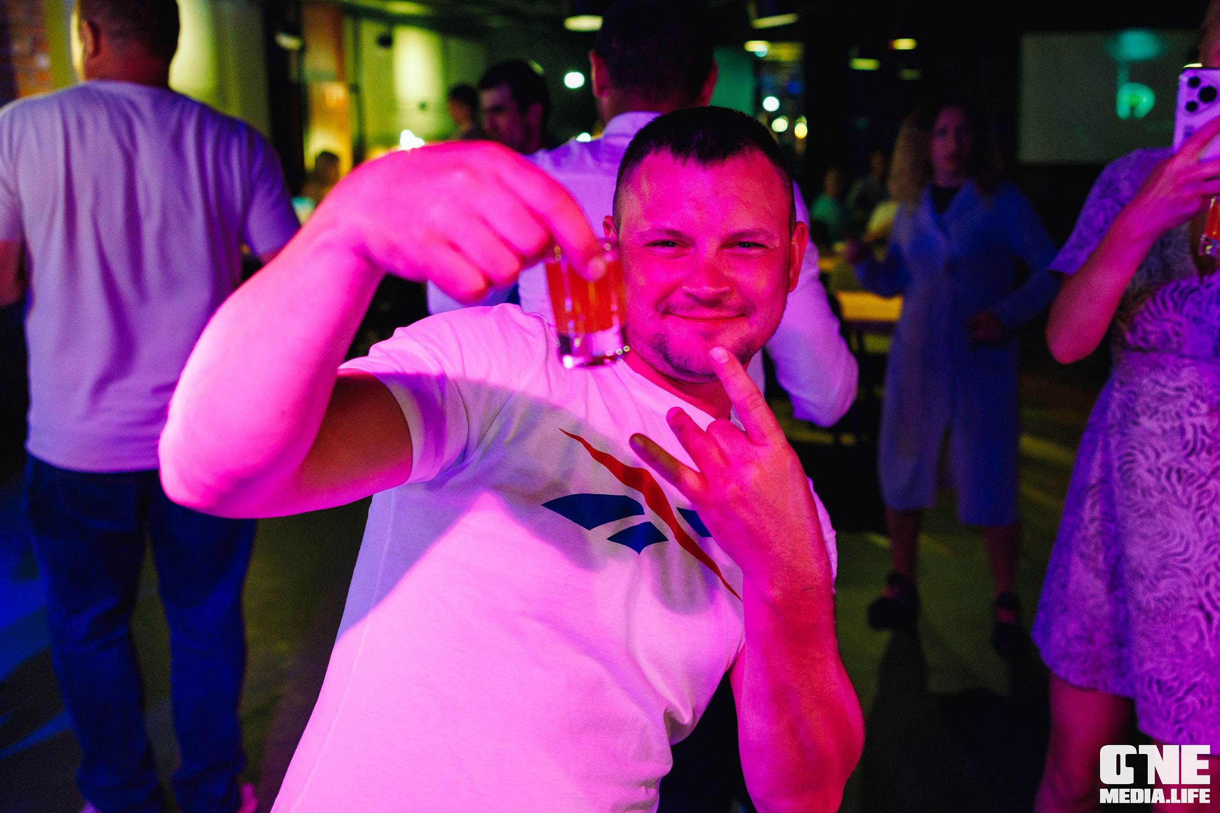 Фоторепортаж из бара Баррэ. One Media Life: фоторепортажи, фотоотчеты с мероприятий и заведений