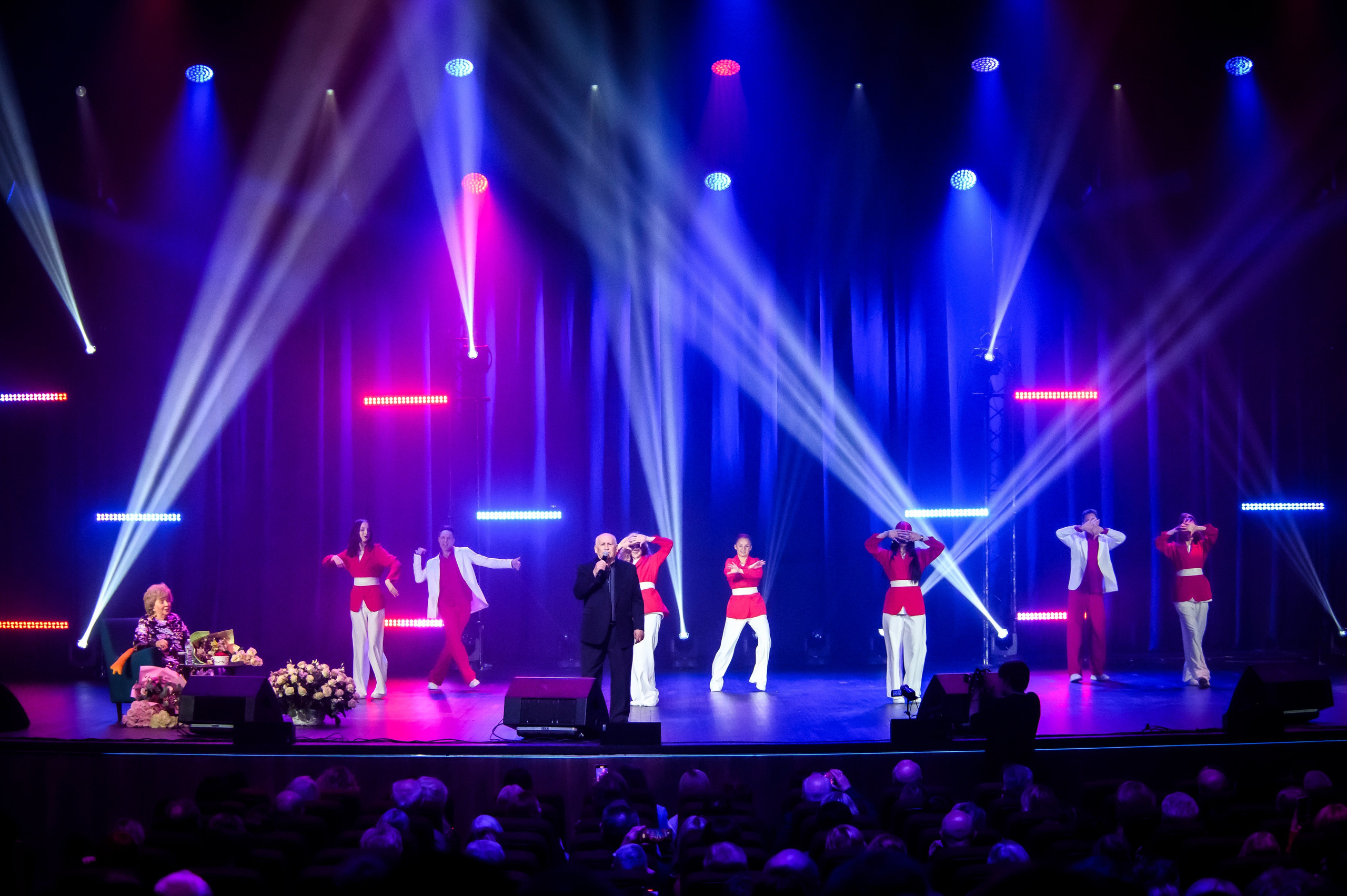 Лариса Рубальская — КЗ «Москва», Остров мечты. Бренд-фотограф для экспертов и блогеров в Москве Влада Горбовская