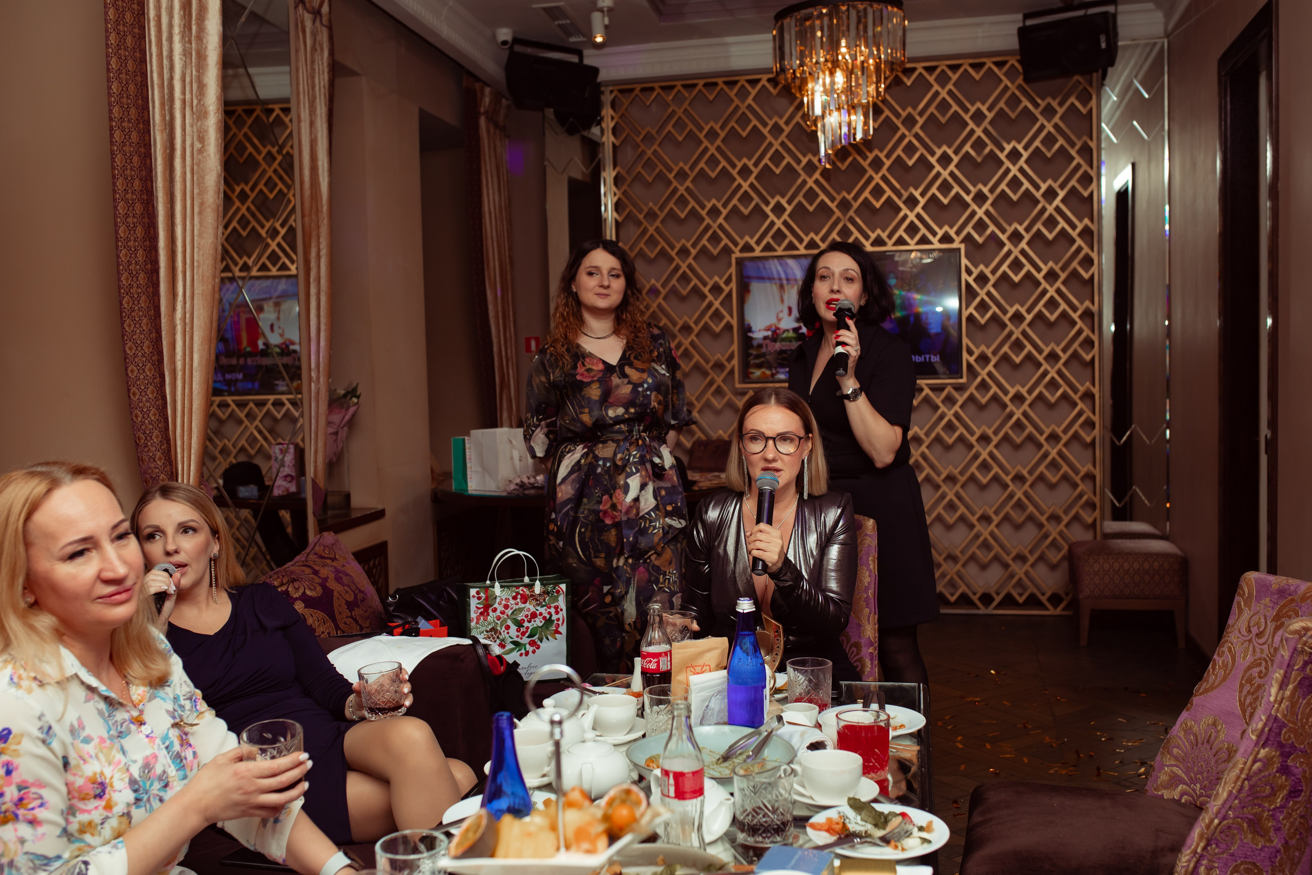 Юбилей в караоке. Семейный и детский фотограф в Москве Дорогова Екатерина