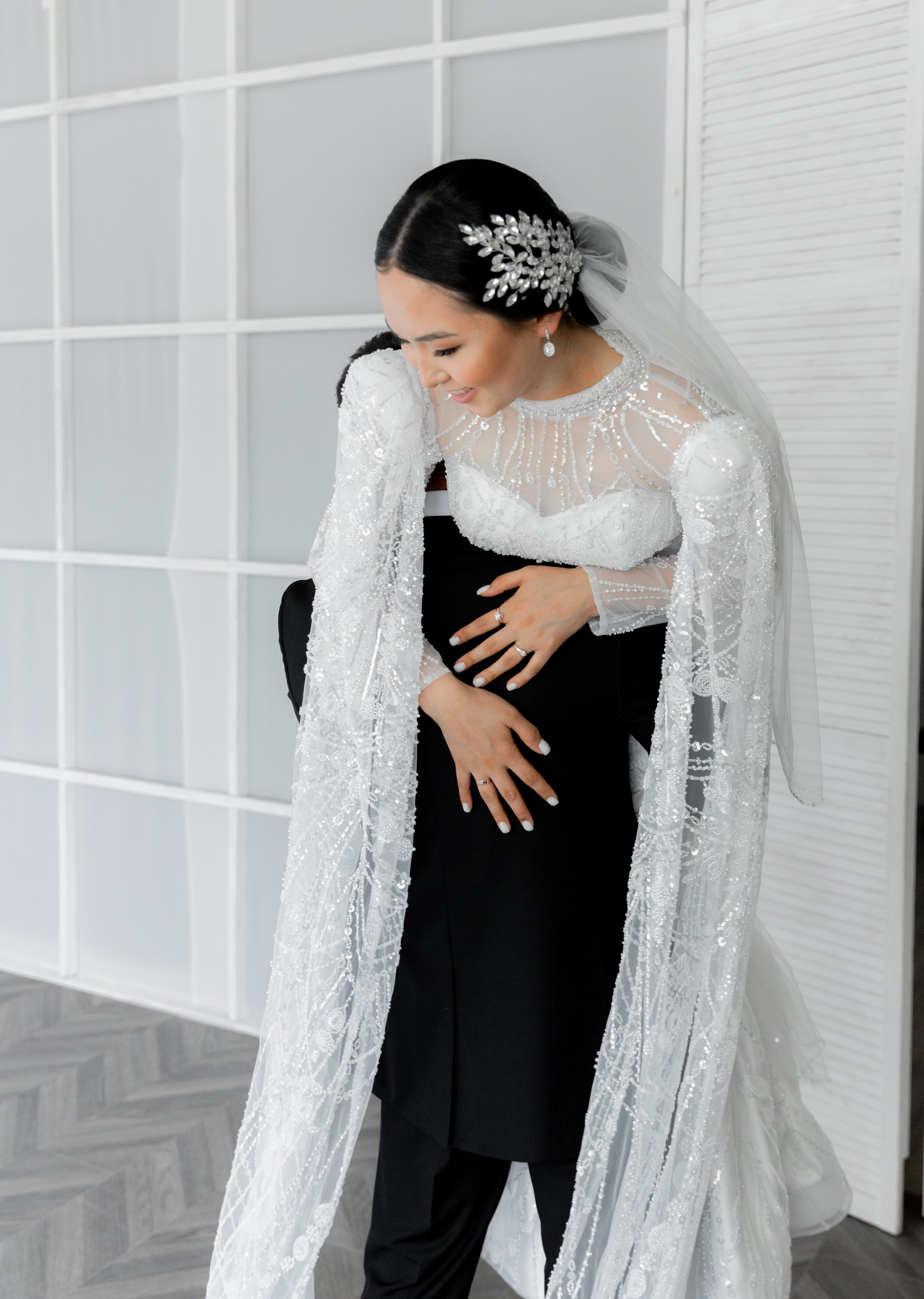 Фотосессия Аскара и Ажар с друзьями