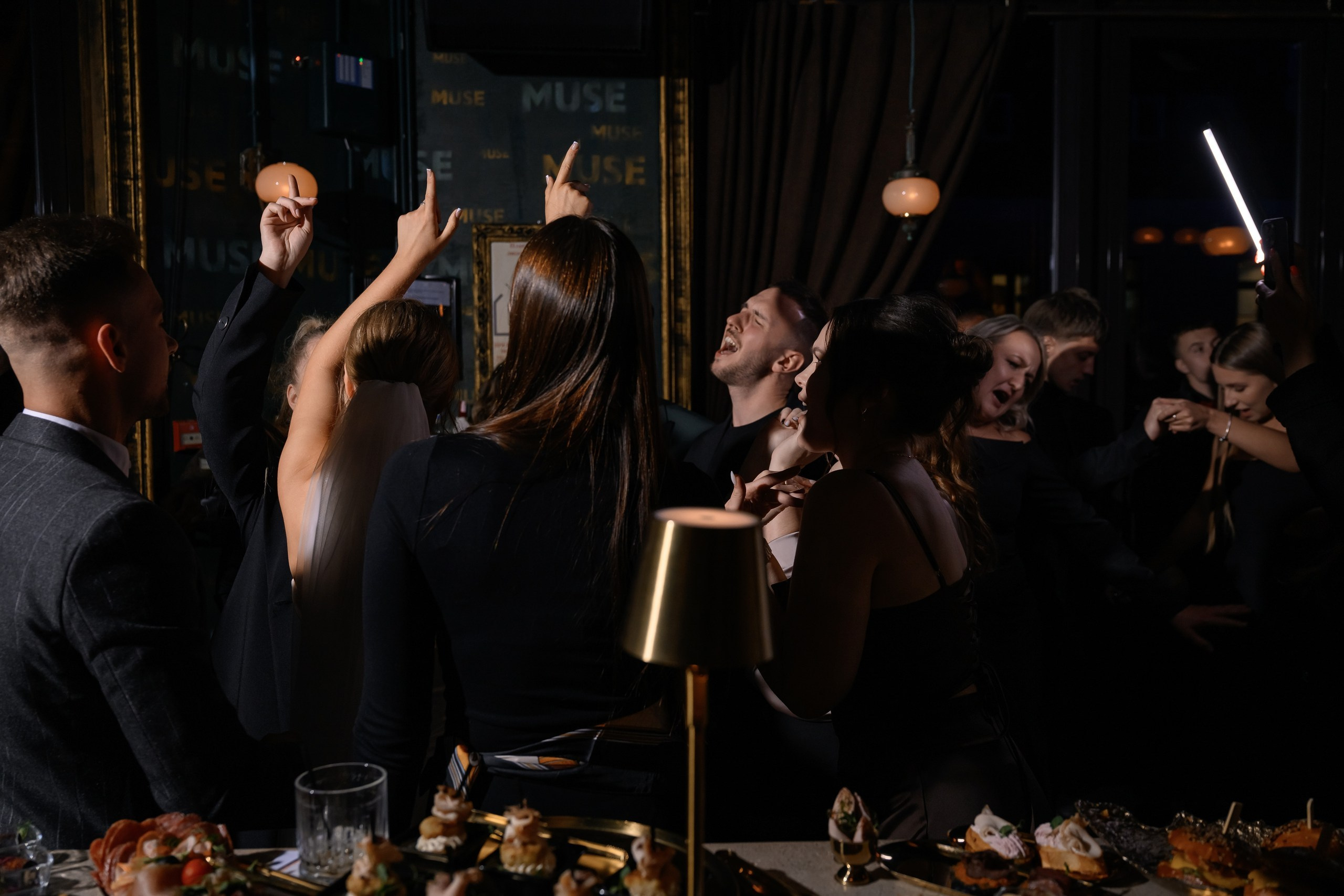 Фотограф на свадьбу Минск Москва Санкт-Петербург Свадебный фотограф Фотограф на свадьбу Репортажный фотограф Love Story Свадебная прогулка. Свадебный фотограф — Крюков Константин