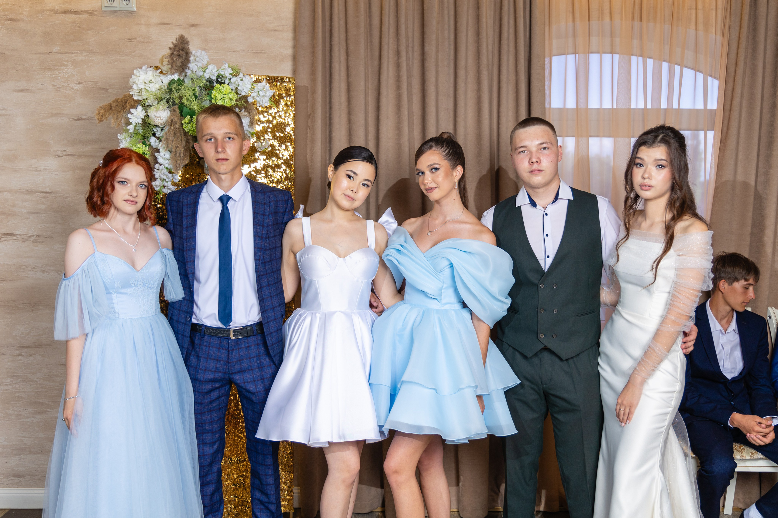 Выпускной в школе. Школьный фотограф Саратов Золотарь Ольга