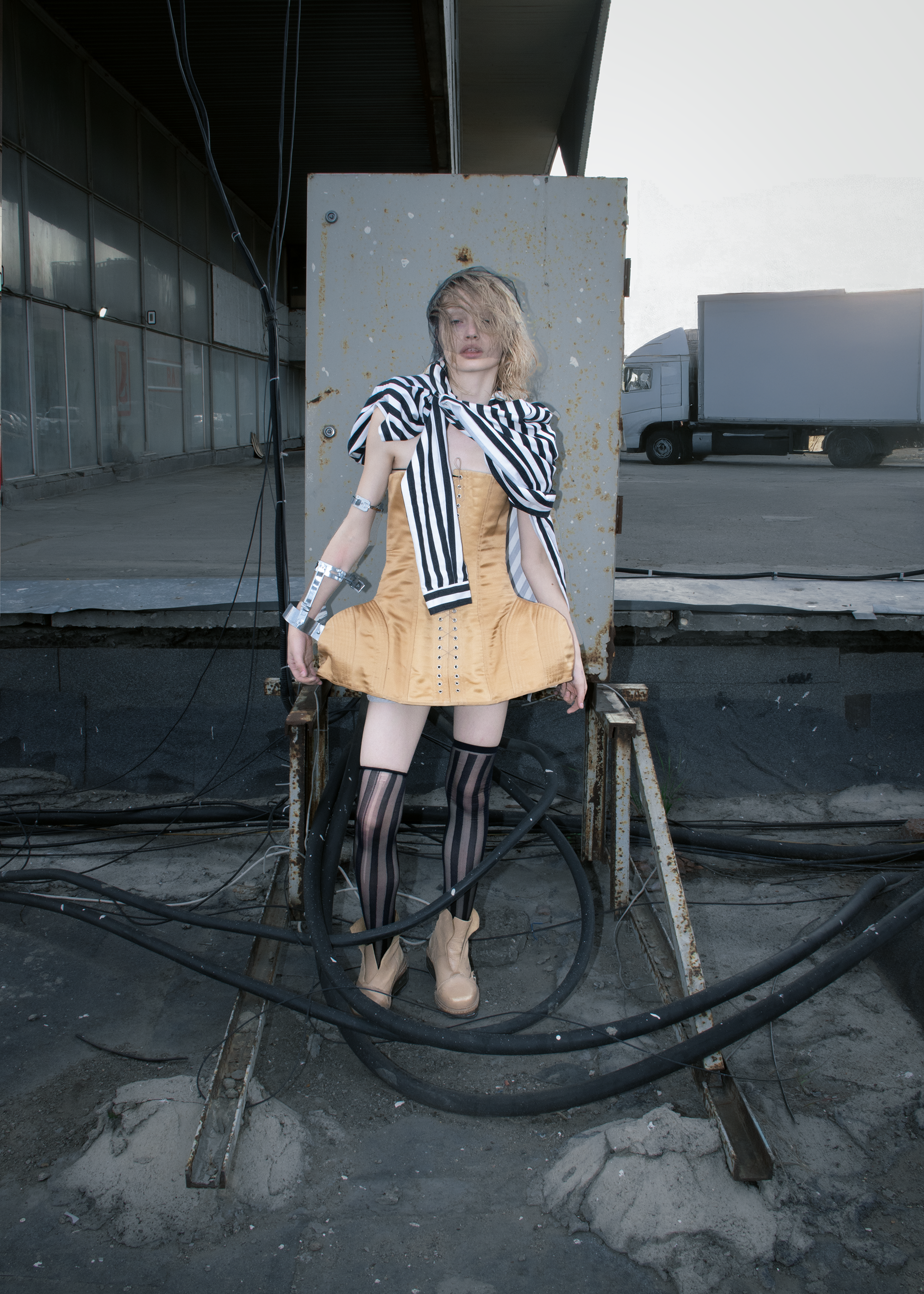 ACHE.WO. Andrew Valmus