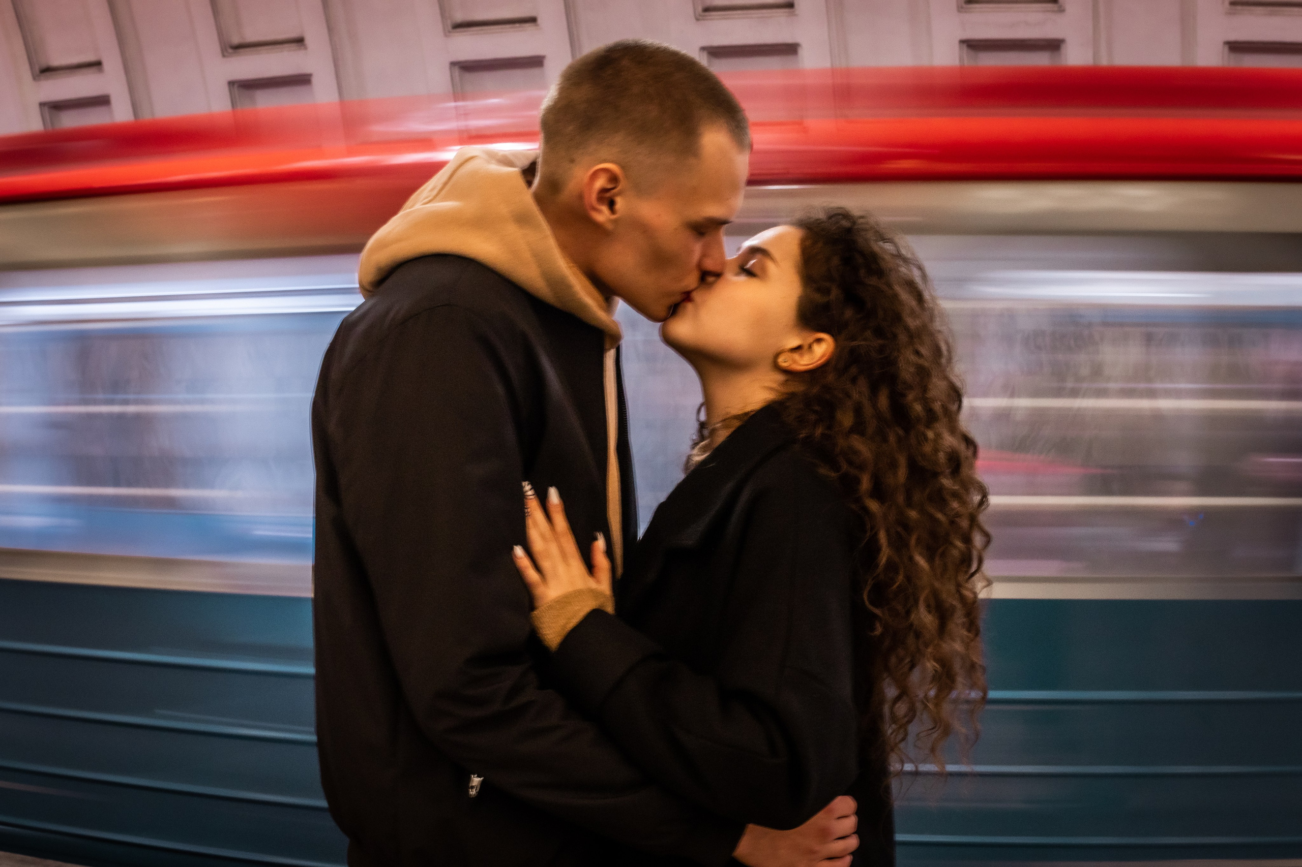 Метро Арина и Денис. Kharchenkotatianaweddingphoto