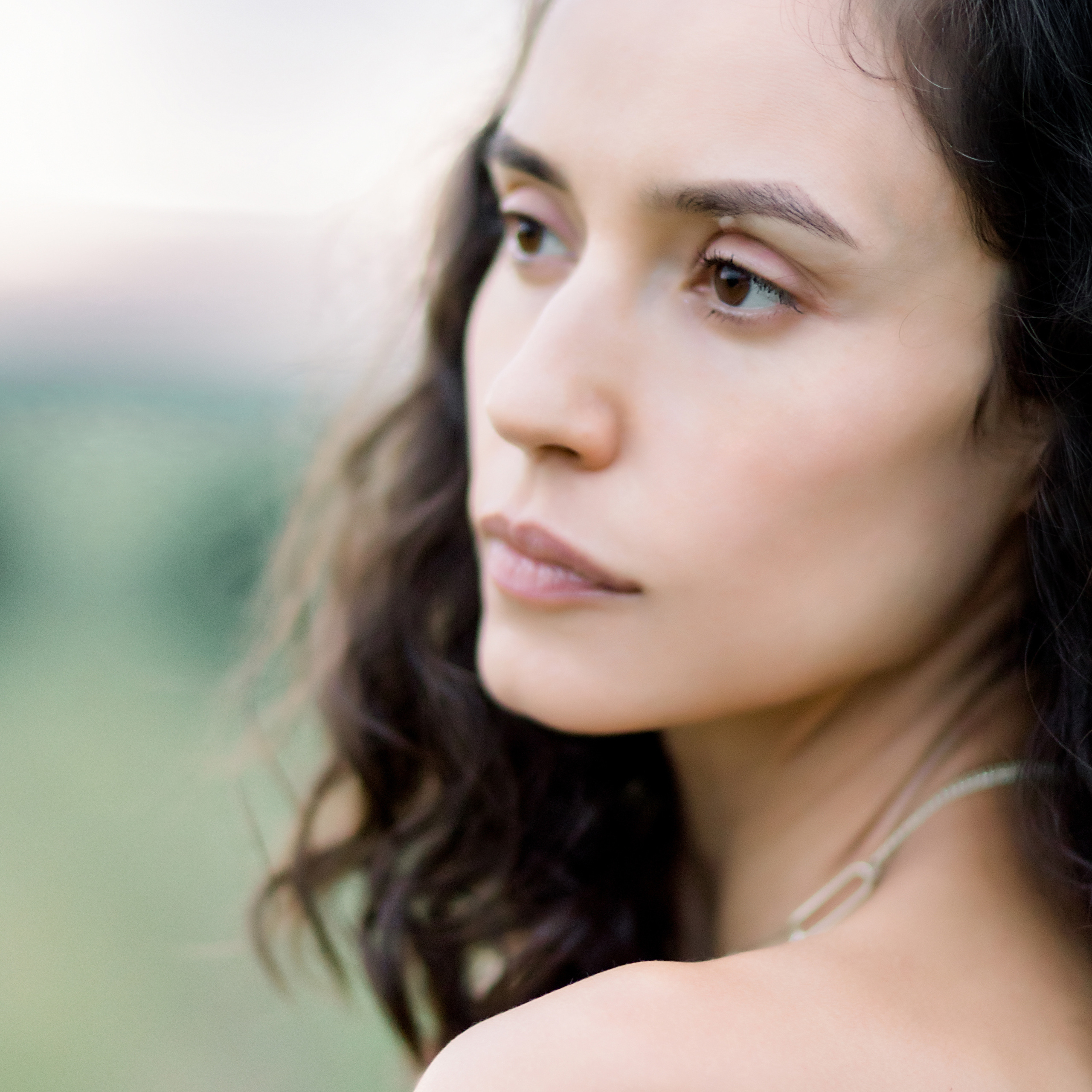 фотосессия в поле, портрет в поле, девушка в поле