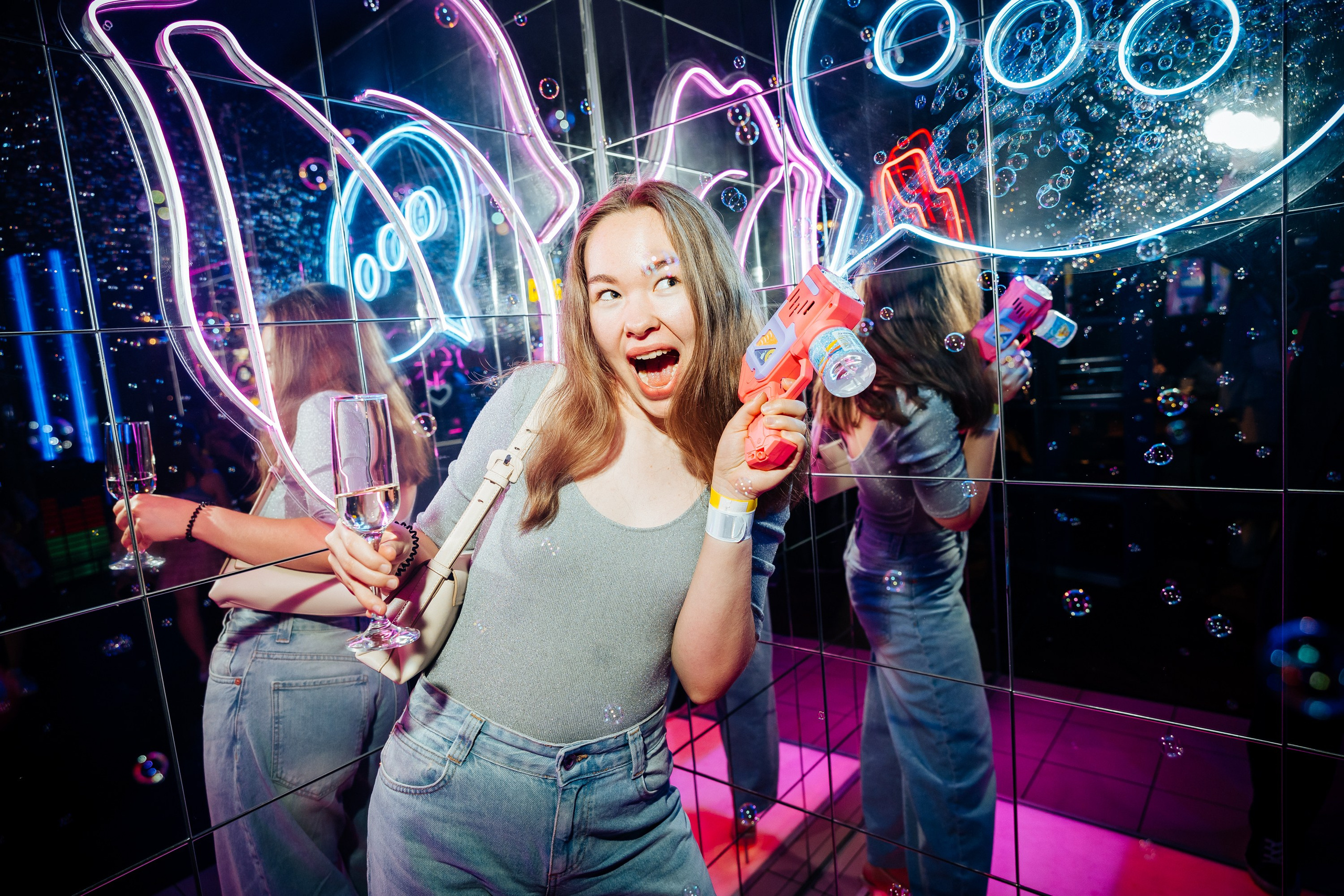 OZON. Христолюбов Евгений Фотограф Москва