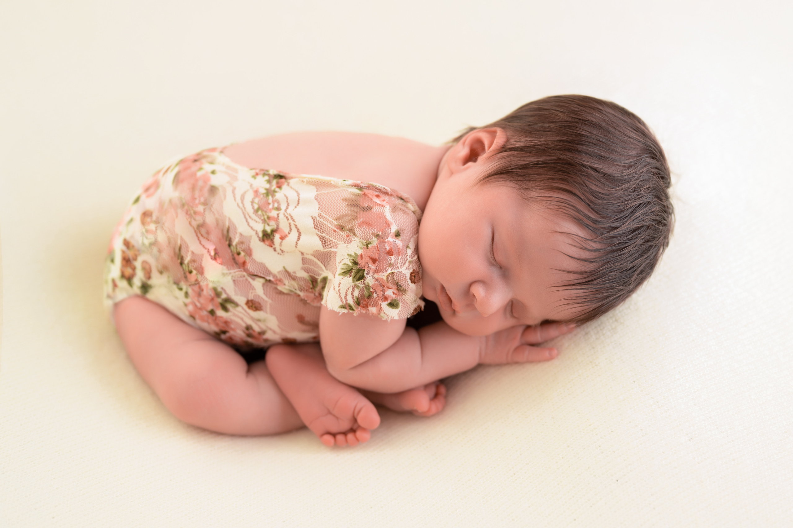 фото новорожденной девочик