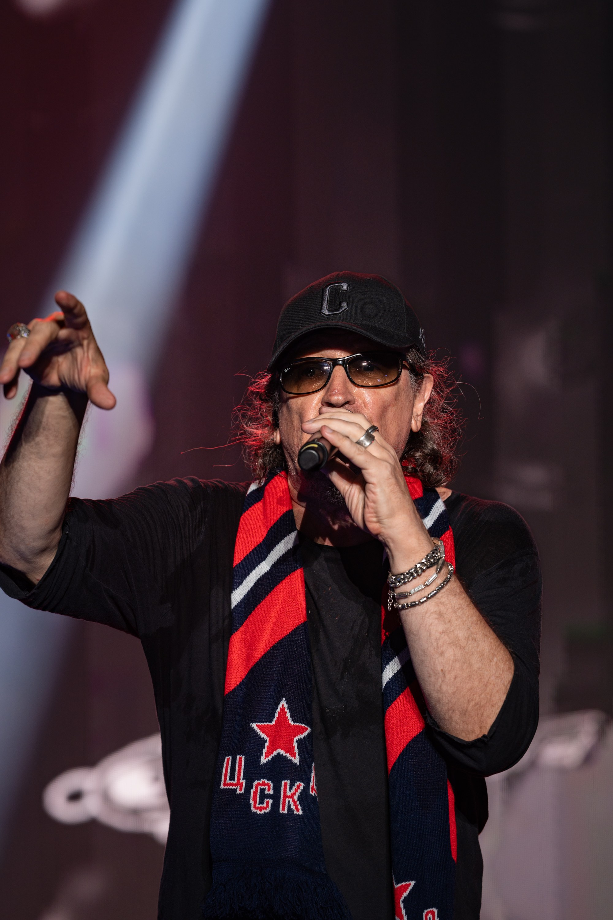 Группа Серьга и Сергей Галанин на ЦСКА ФЕСТ 2024. Сайт Алматинского НЮ АРТ, будуар и фэшн фотографа Дениса Карпенко