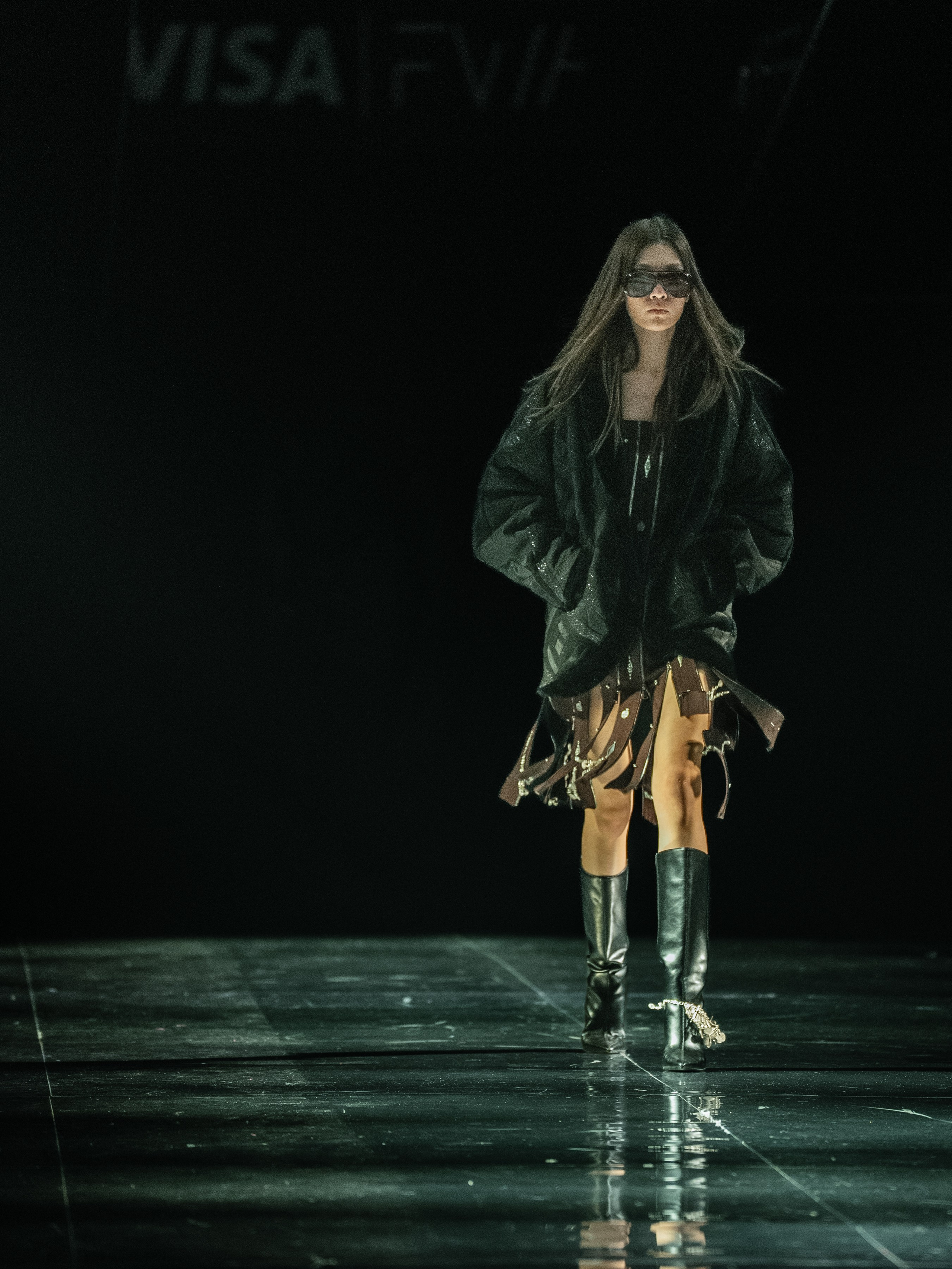 Visa Fashion Week Almaty Pre-Fall 2026 April Leonid Zherebtsov. Сайт Алматинского НЮ АРТ, будуар и фэшн фотографа Дениса Карпенко