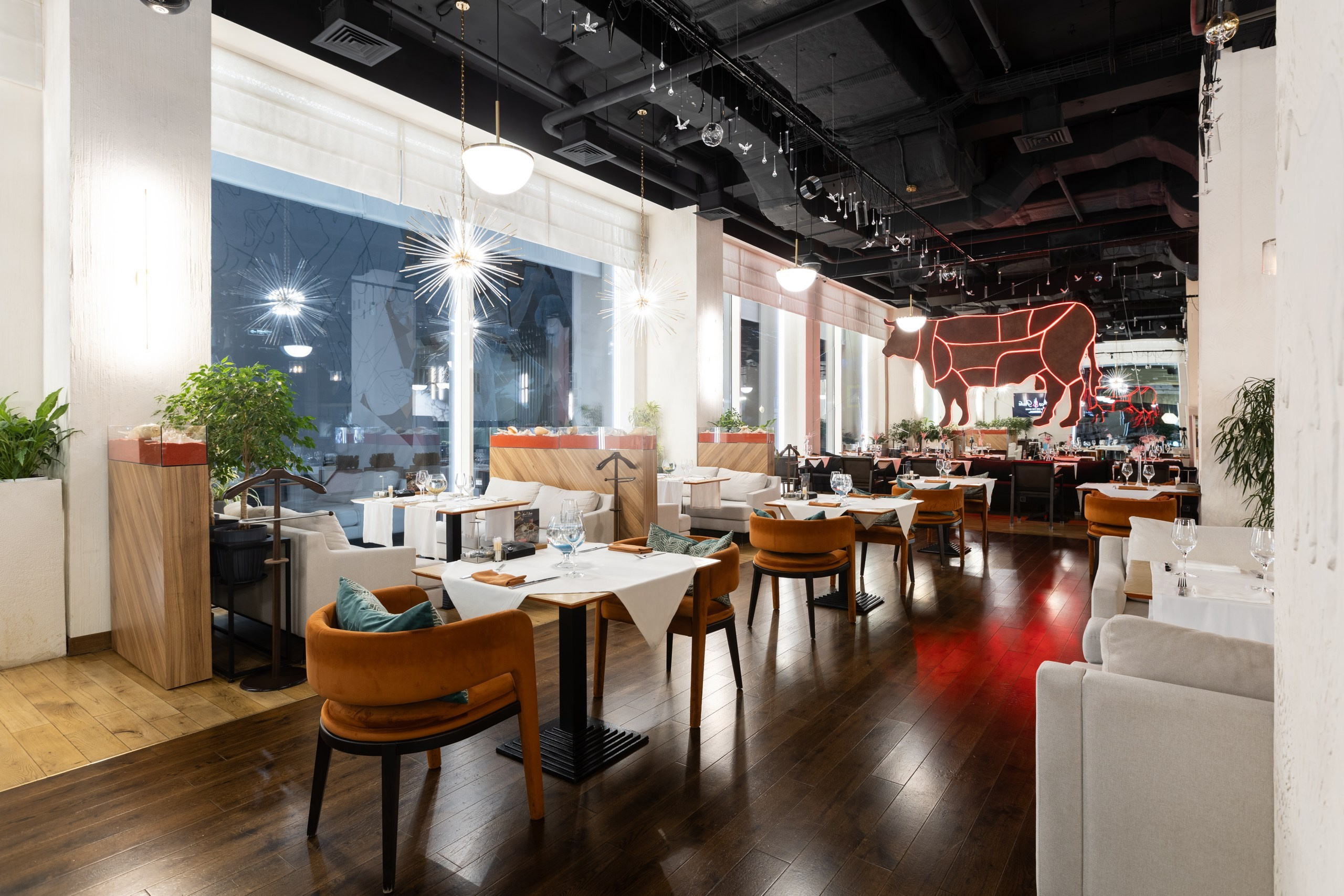 Интерьерная фотосъемка для ресторана Мясо & Рыба. Worldwide Wedding Photography Demskoy Studio