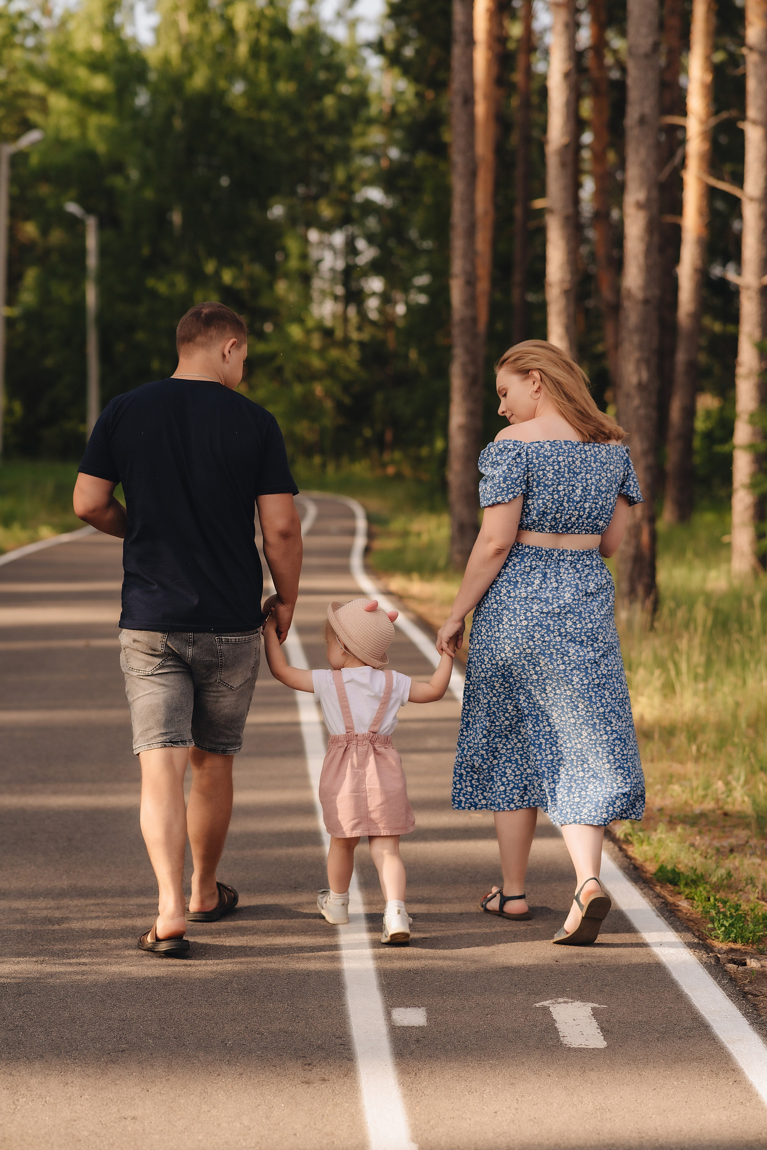 Семейная прогулка | Съемка для кофейни. Фотограф Карина Шмулёва. Воронеж и область