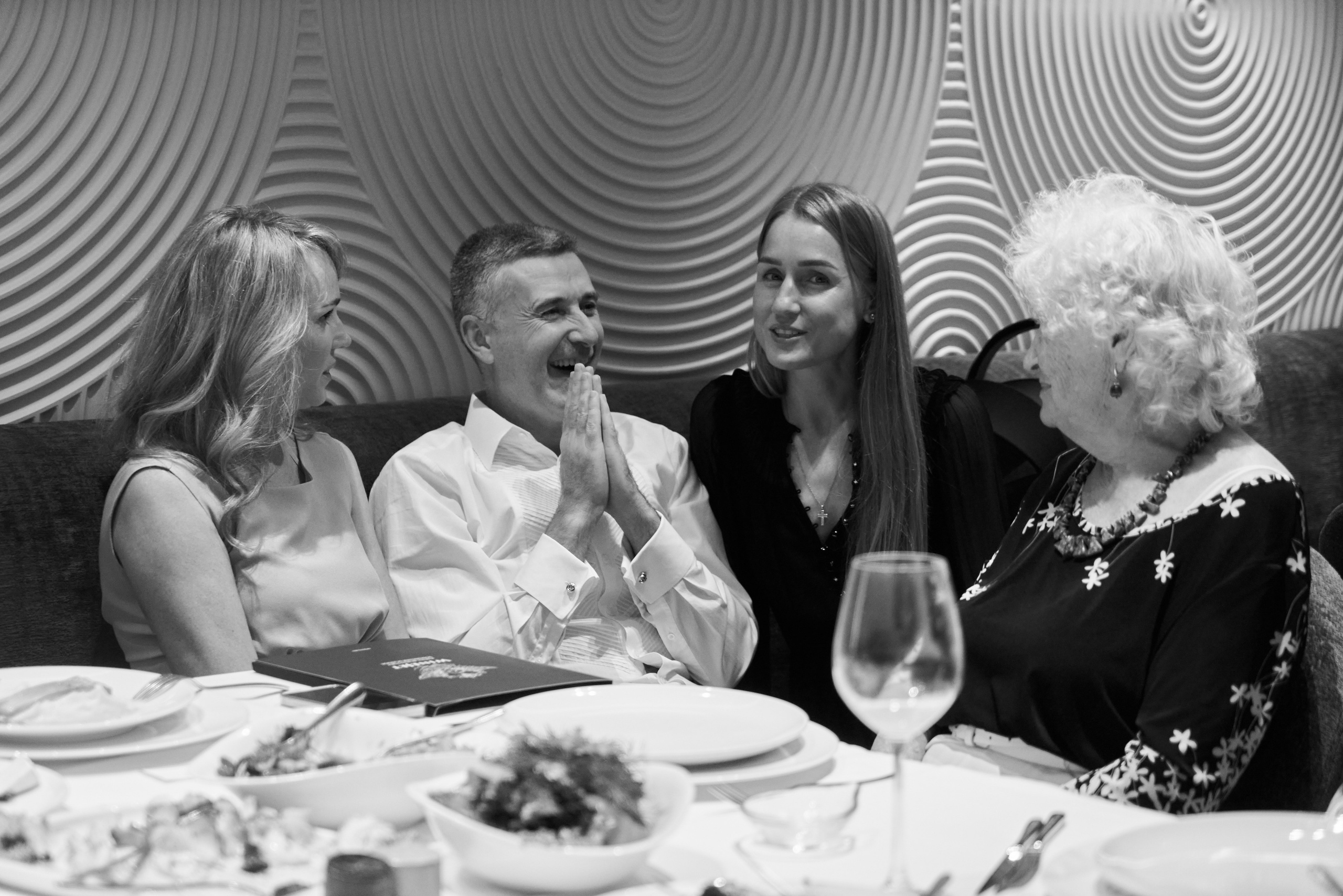 Юбилей Наталии в ресторане отеля Domina. Свадебный, семейный и контент фотограф в Санкт- Петербурге Елена Грие