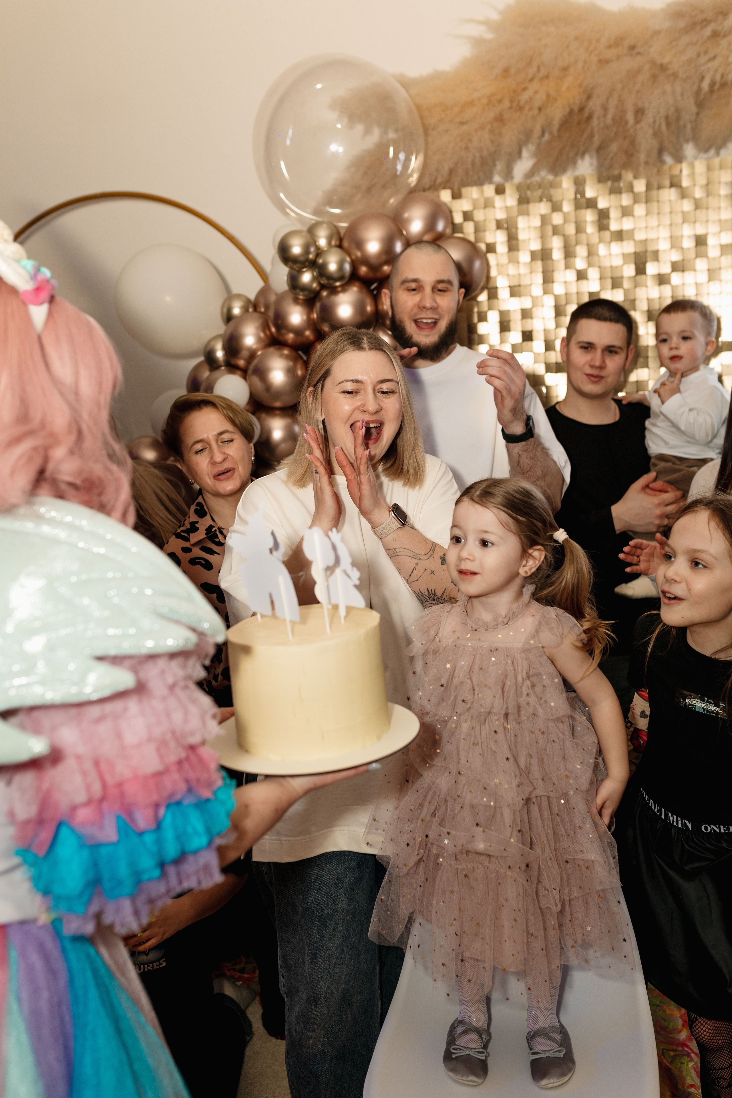 День рождения в Домми. Фотограф в Красноярске по выгодной цене