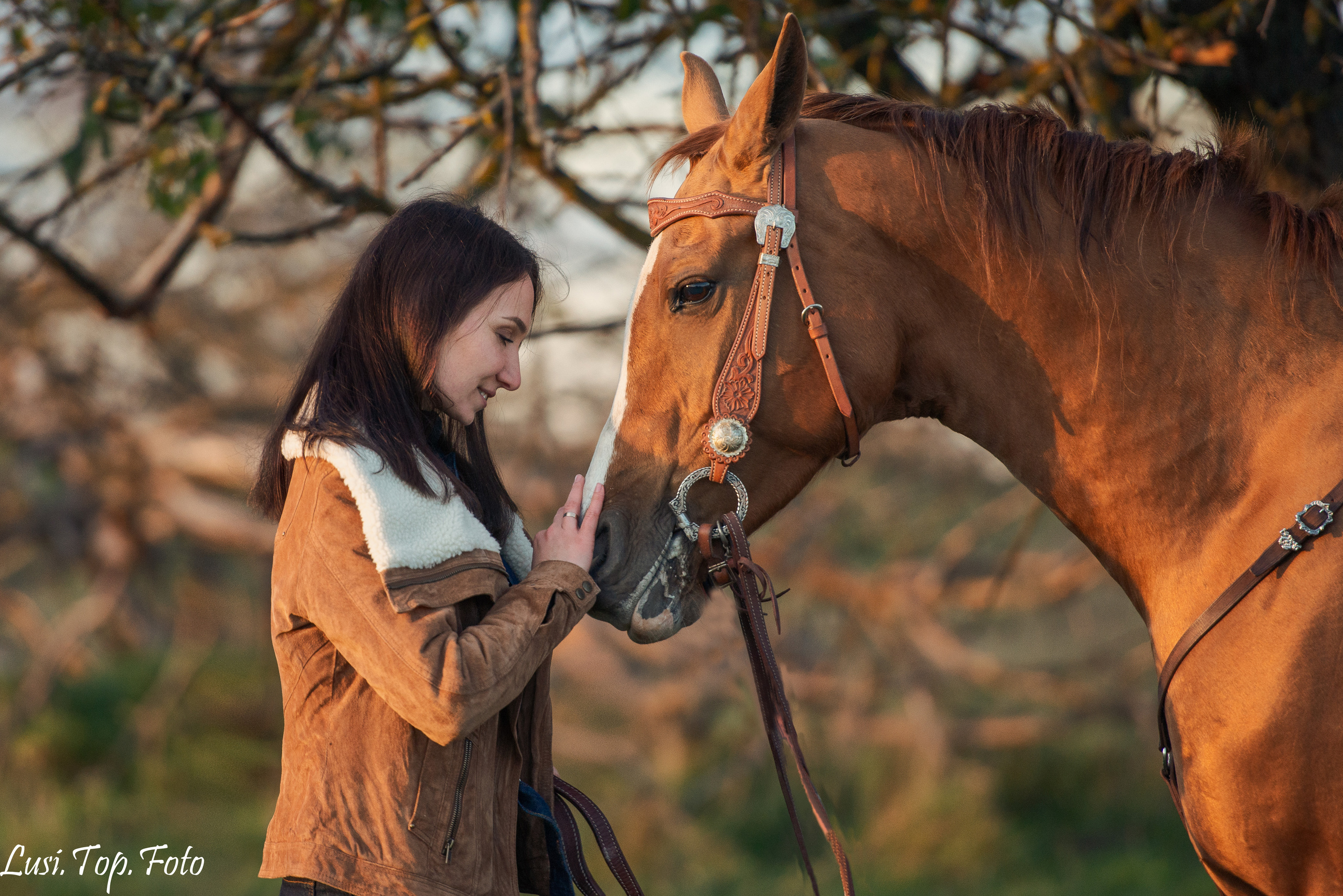 Фотосессии с лошадьми. Конный и фотограф с животными в Твери Топталова Люся
