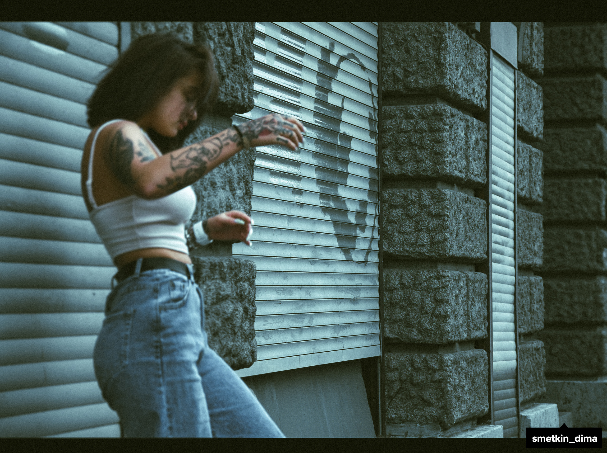 Уличная фотография. Фотосессия в баре. Фотограф Сметкин Дима. Фотосессии в Москве и по миру