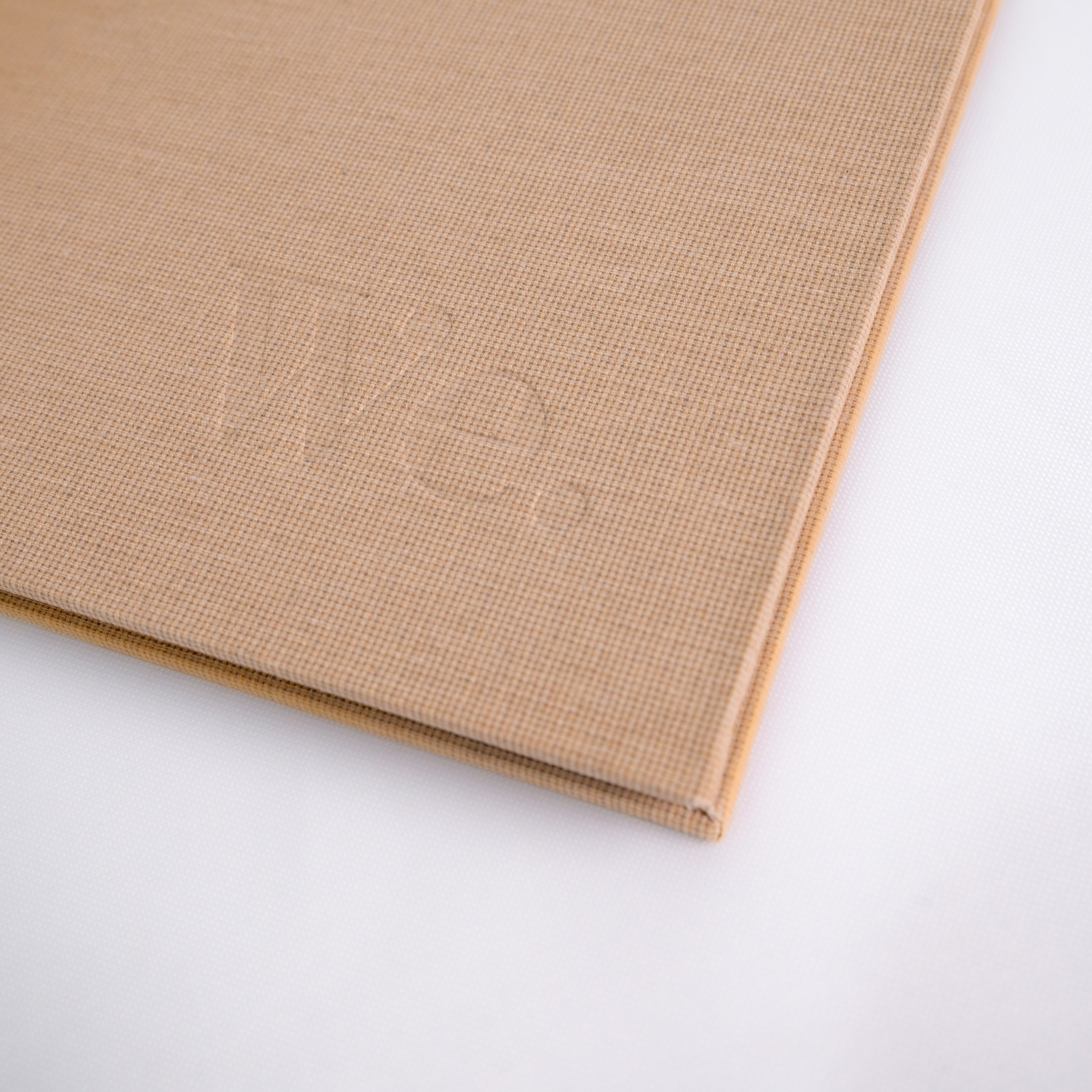 Предметная фотосессия альбомов. Фотограф/видеограф Богдан Голованов