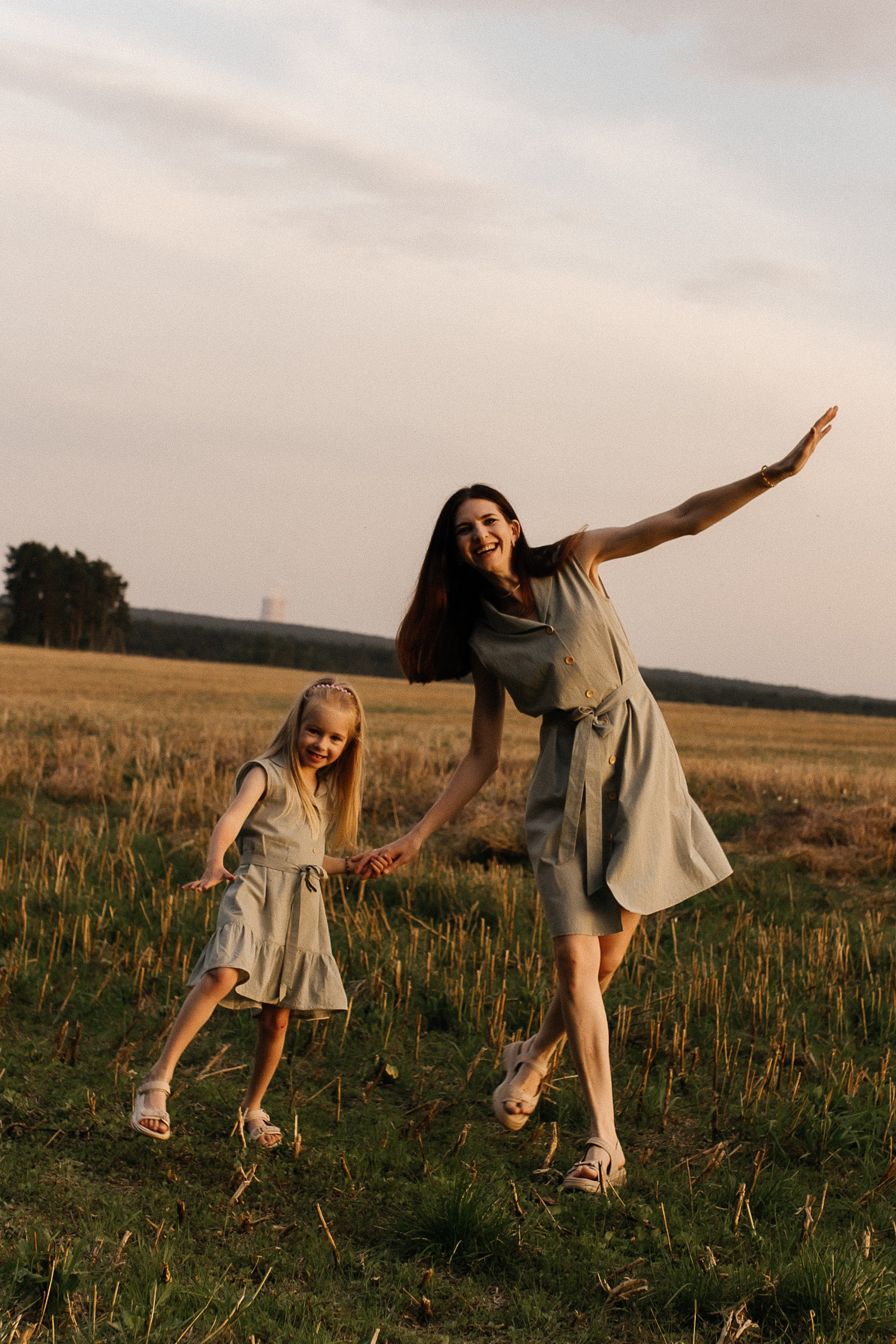 Мама и дочка. Свадебный и семейный фотограф Виолетта Сидельникова. Краснодар, Россия, Беларусь, Европа