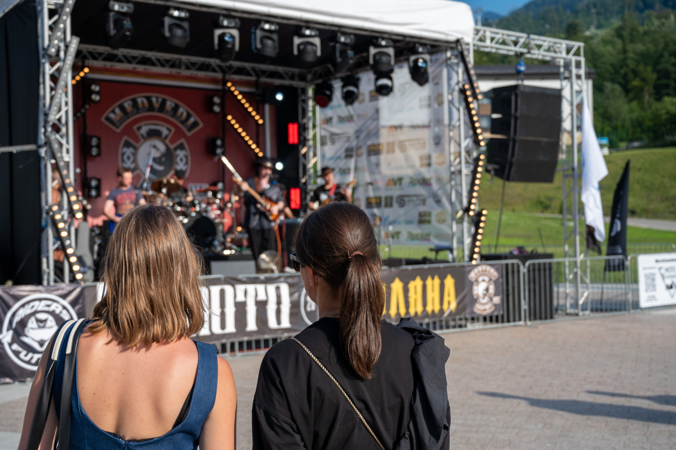 11- ый Ежегодный Байк Фестиваль " Медвежья МОТО ПОЛЯНА». Фотографирую счастливых людей в Сочи