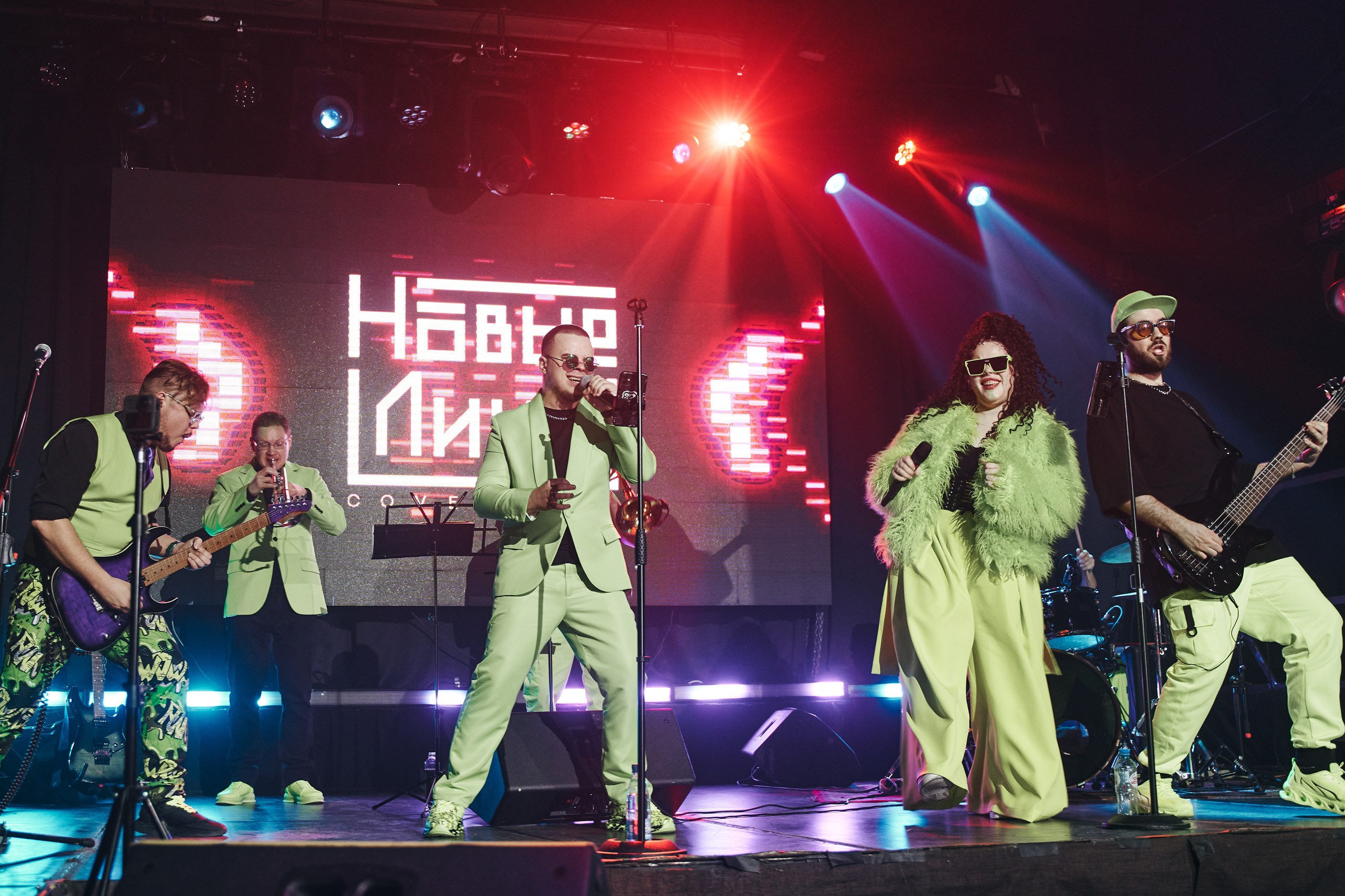 Межгалактический форум. Фотограф Слава Кайгородов