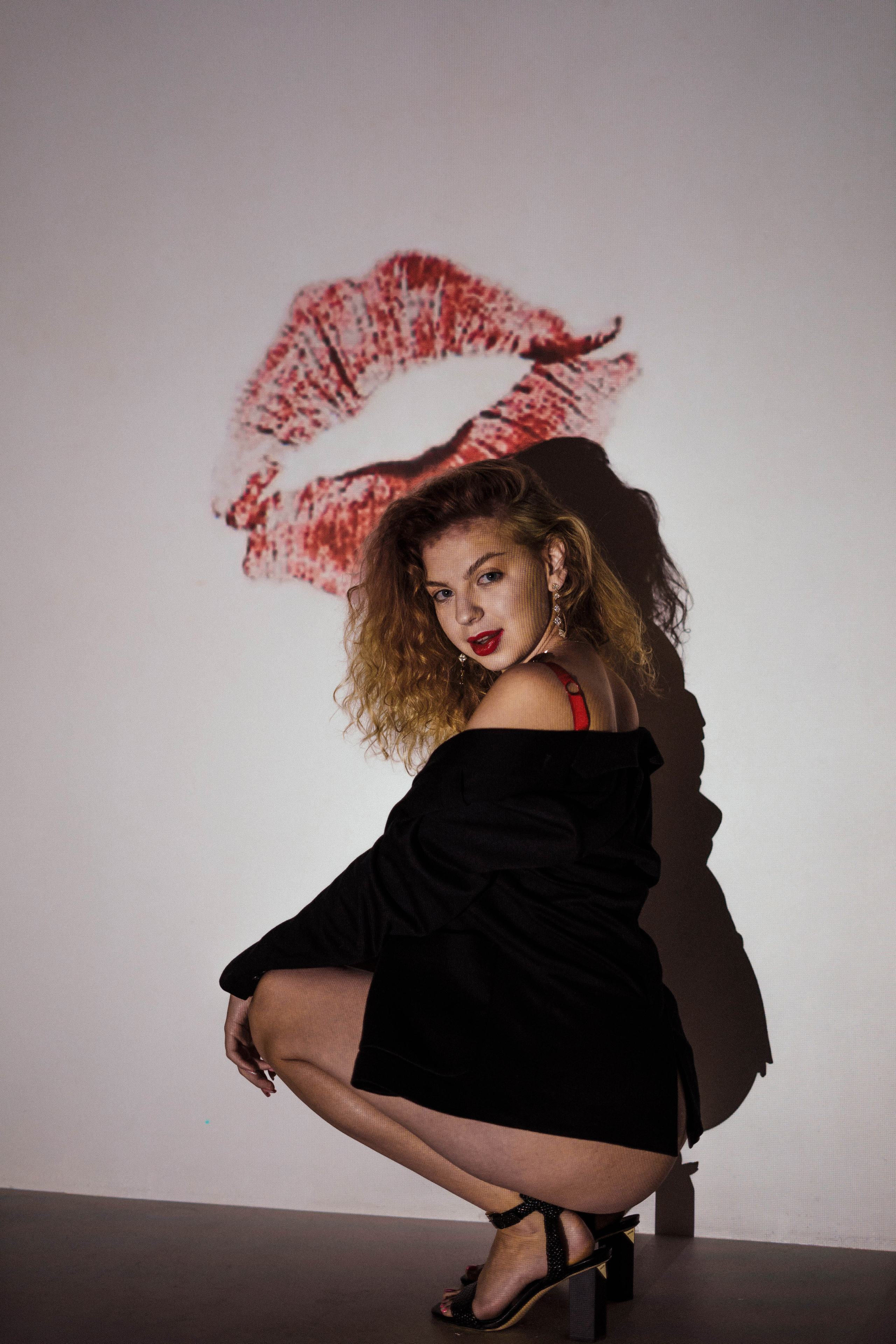 Анастасия июнь. Съёмка для брендов одежды и маркетплейсов в Санкт-Петербурге