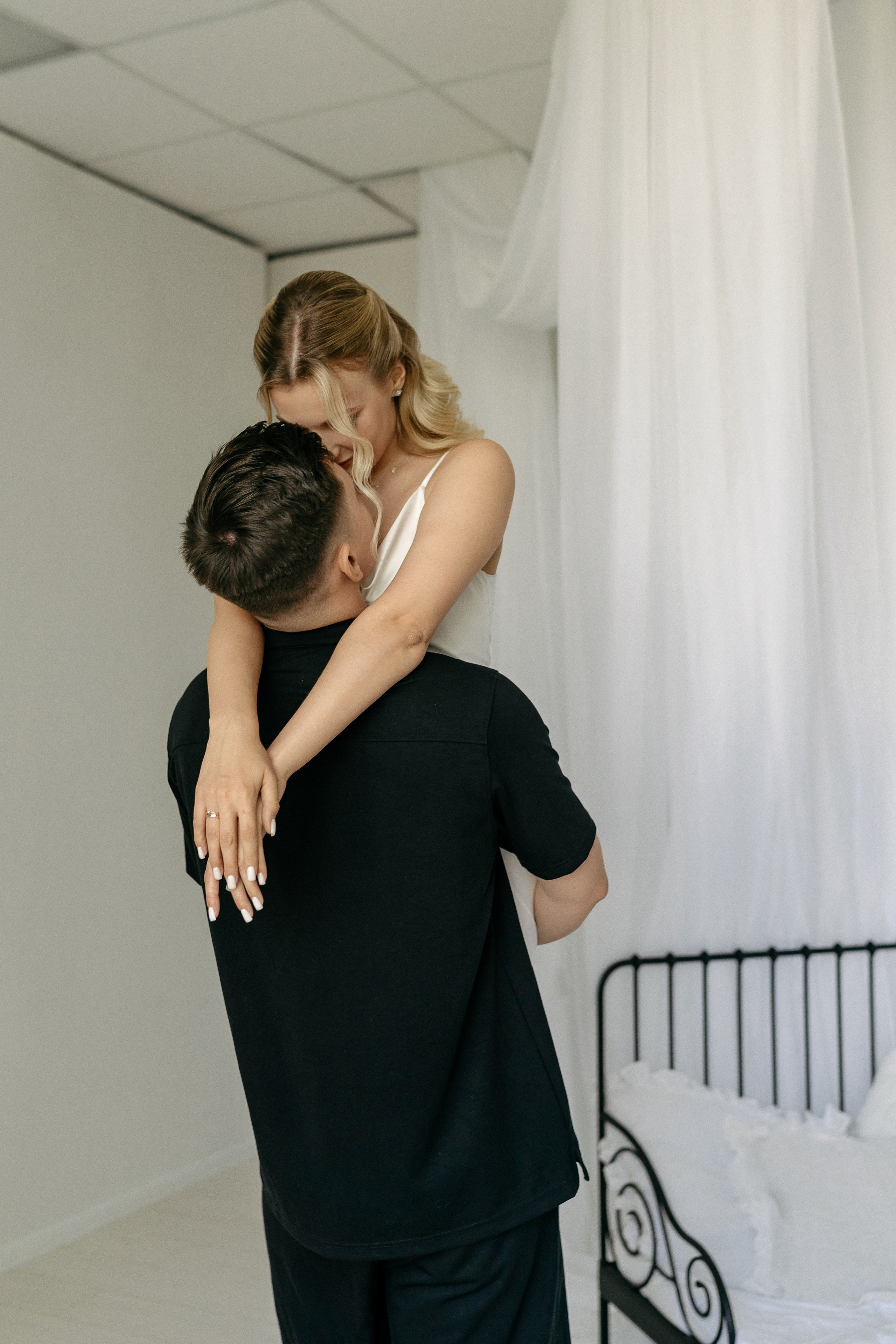 Свадебный и семейный фотограф в Алексеевке Марина Купреева