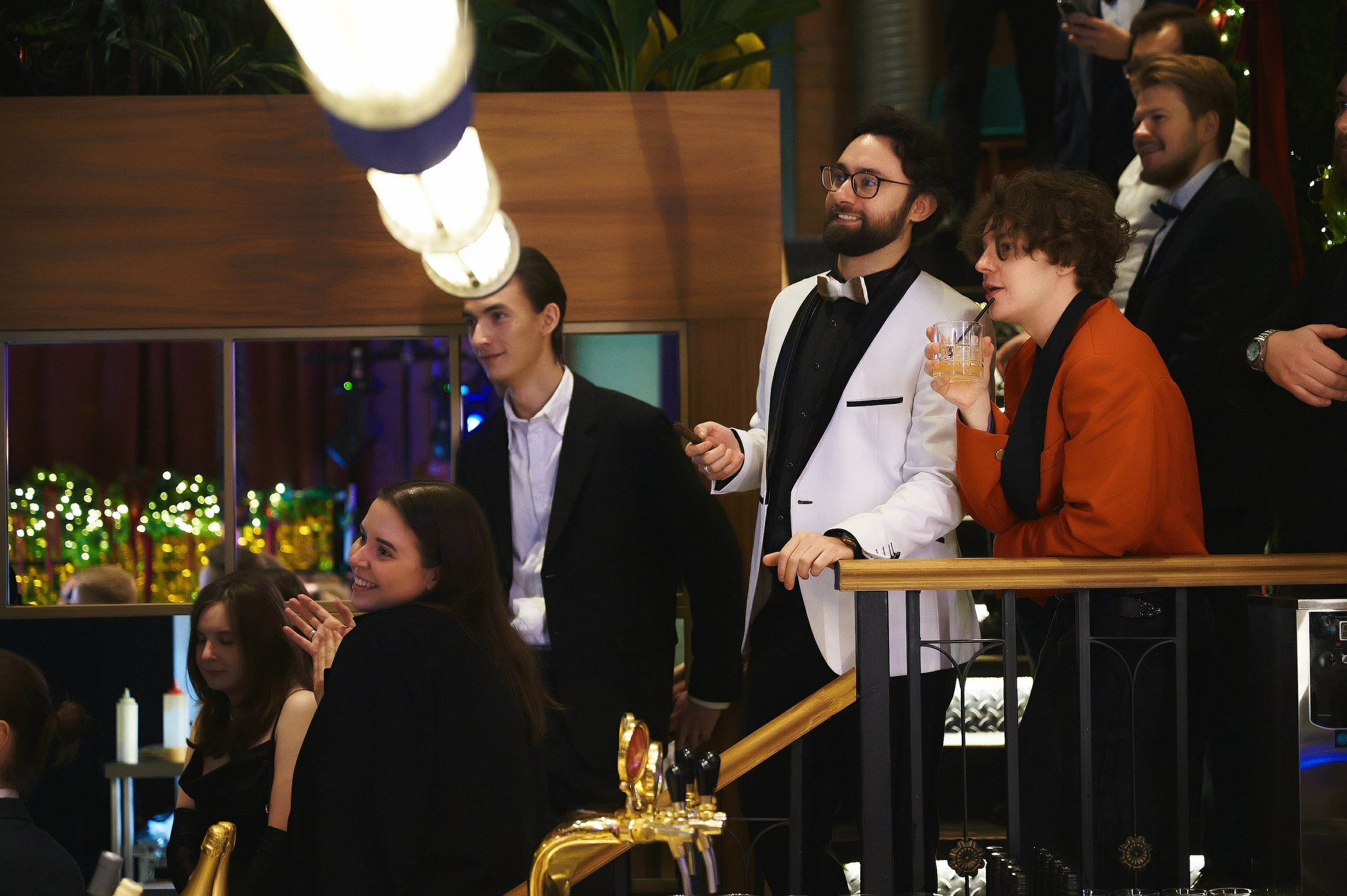 Фотосъёмка новогоднего корпоратива Visible | Корпоративный фотограф. Артём Савиных — профессиональный фотограф в Москве | Репортажи, свадьбы, портреты