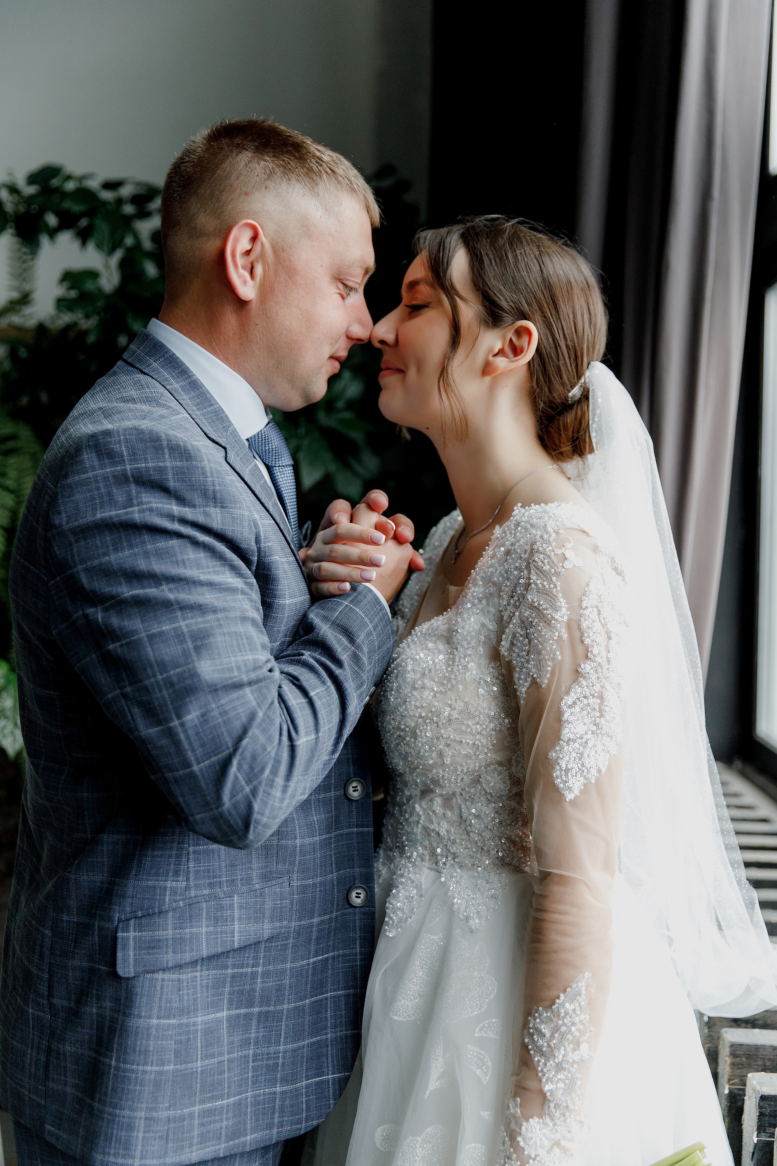 Виктория и Антон. Свадебный и семейный фотограф  во Владивостоке Ольга Украинец