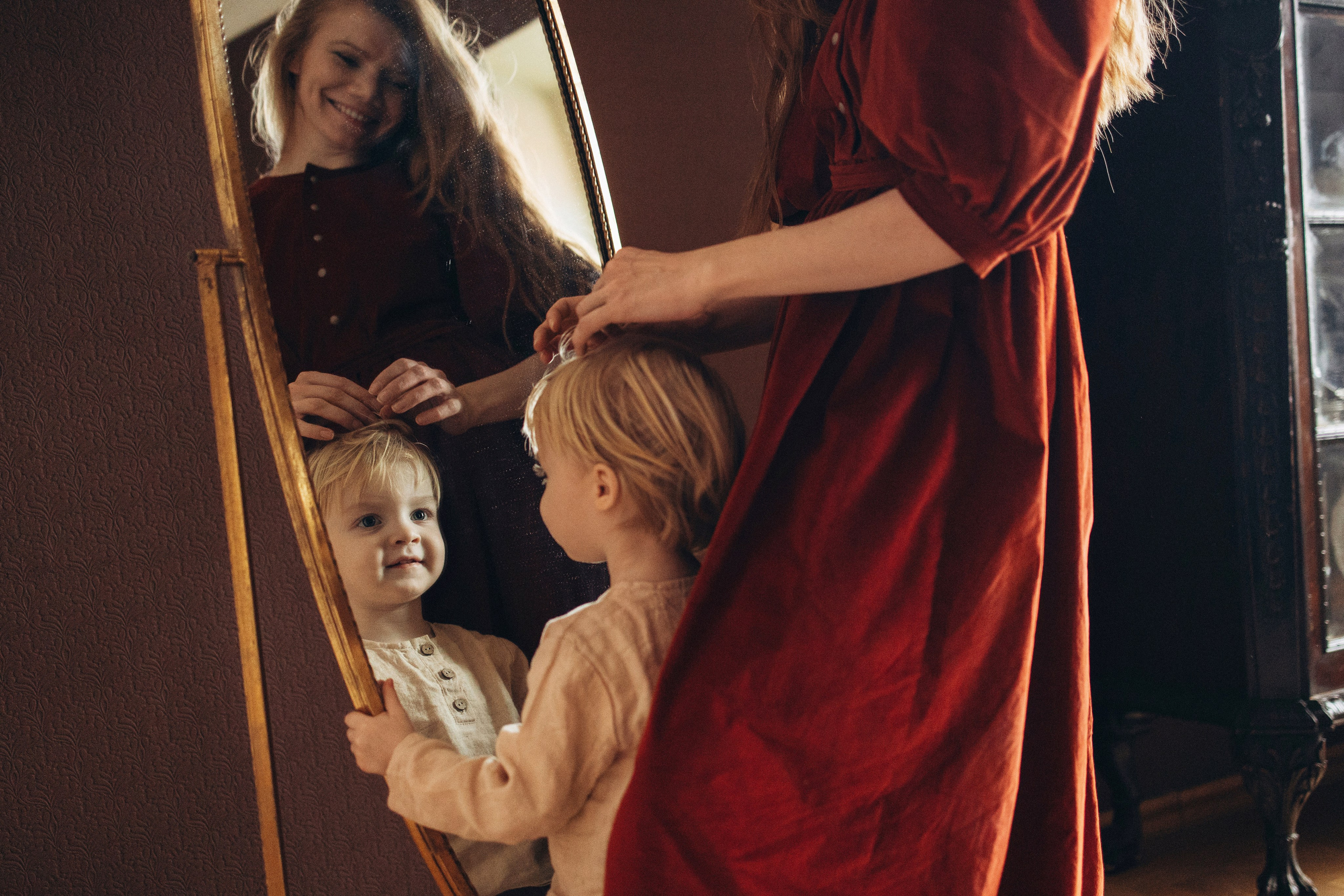 Тоня и Мироша в исторической квартире в центре Москвы. Семейный фотограф в Москве Марина Петра