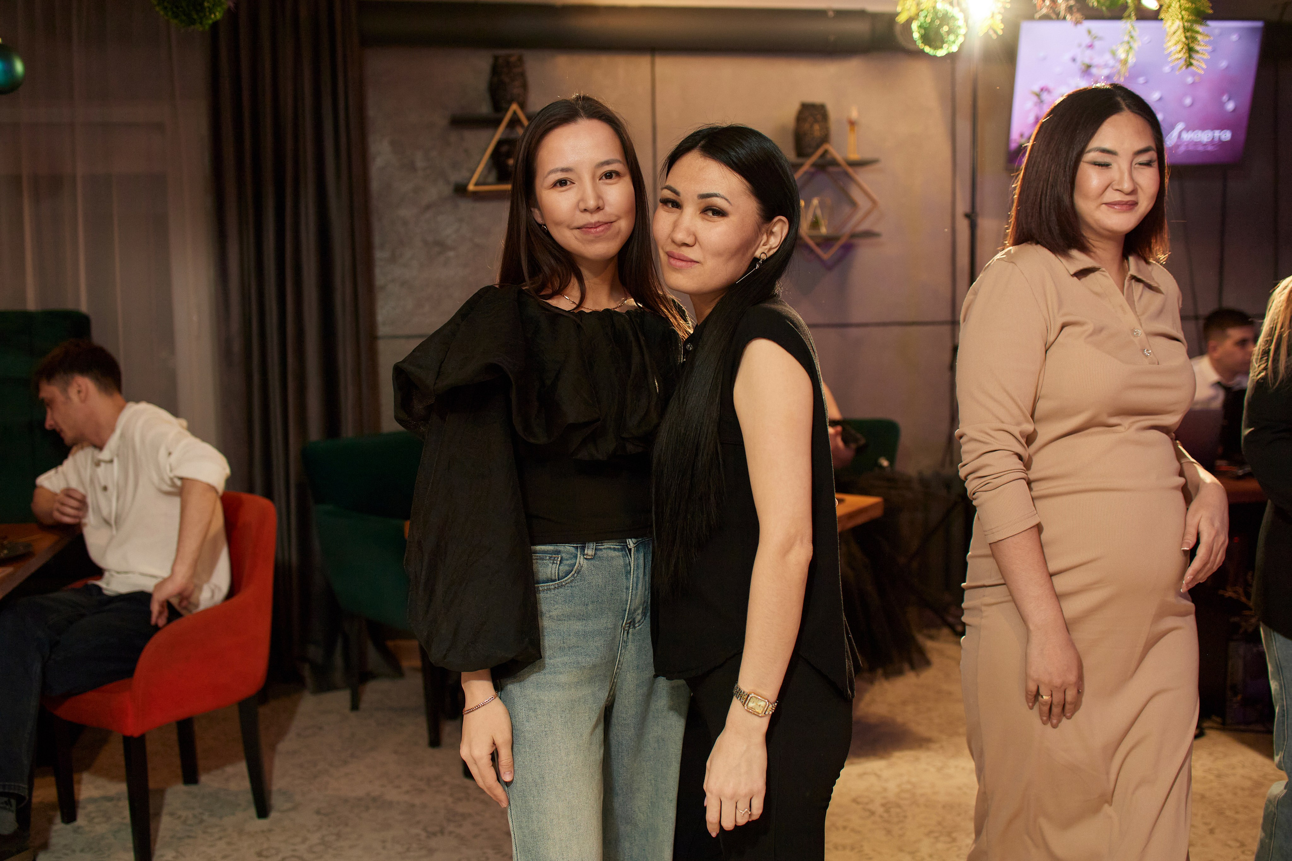 MAXIM & DAMIR | FOREST BAR | 8 МАРТА! 2-й вечер. Главная