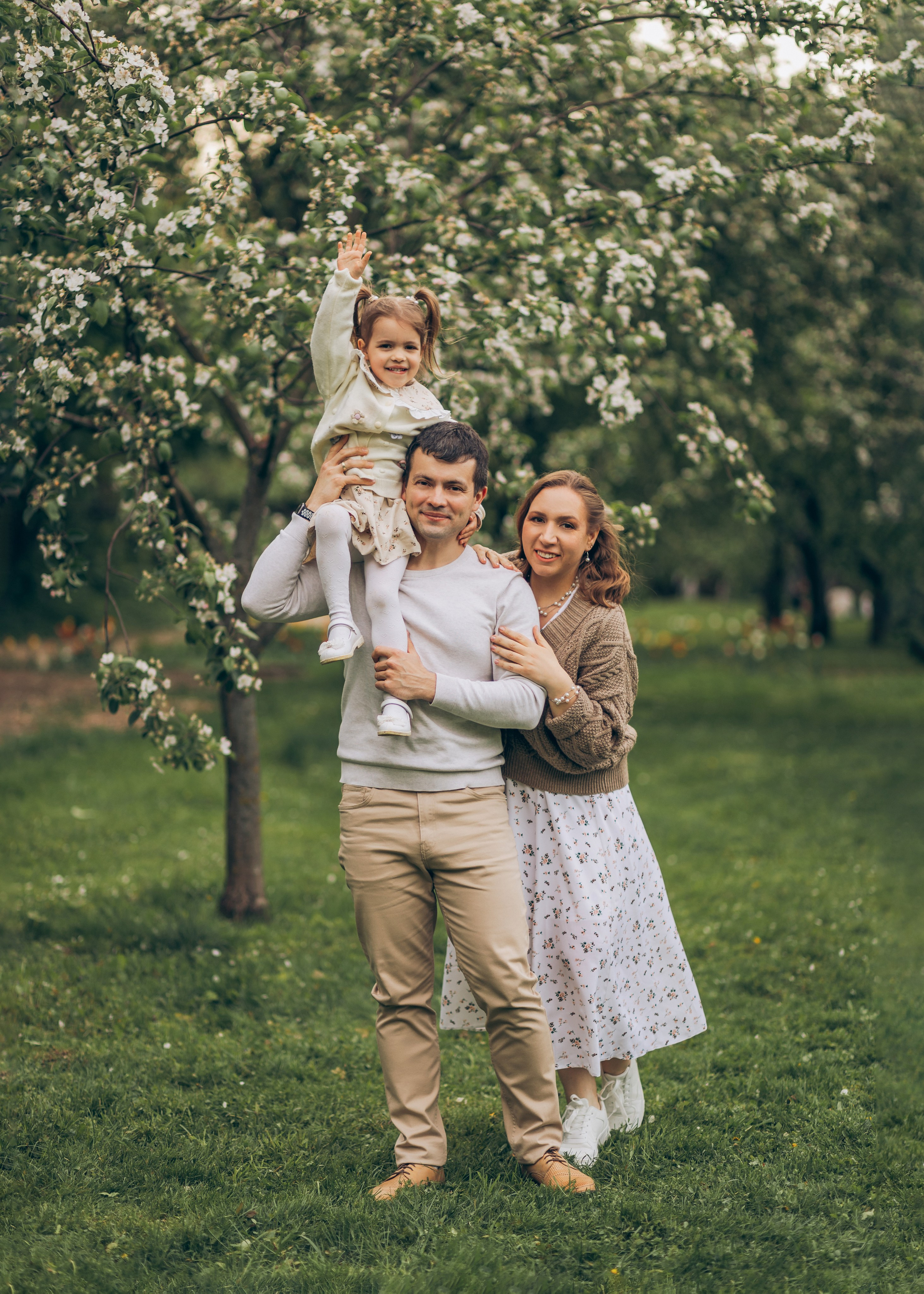 Надежда, Руслан, Ксюша и Настя. Семейный фотограф В Москве Александра Дейкун