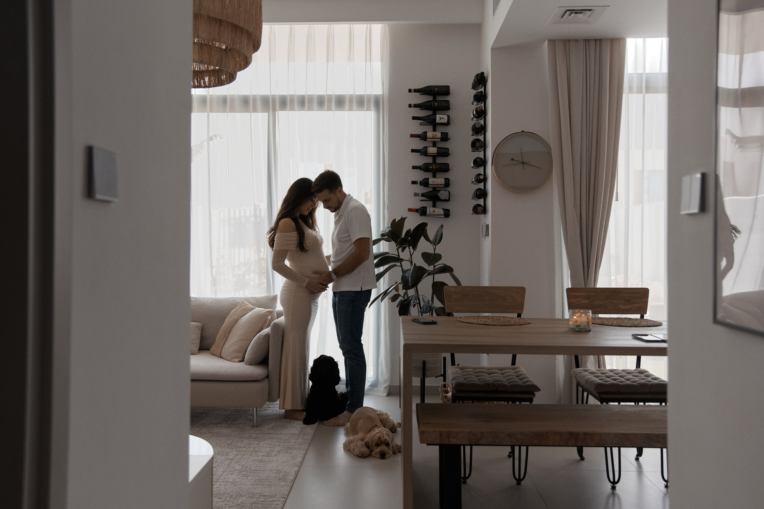 Cozy Pregnancy Photoshoot Dubai | At-Home Comfort