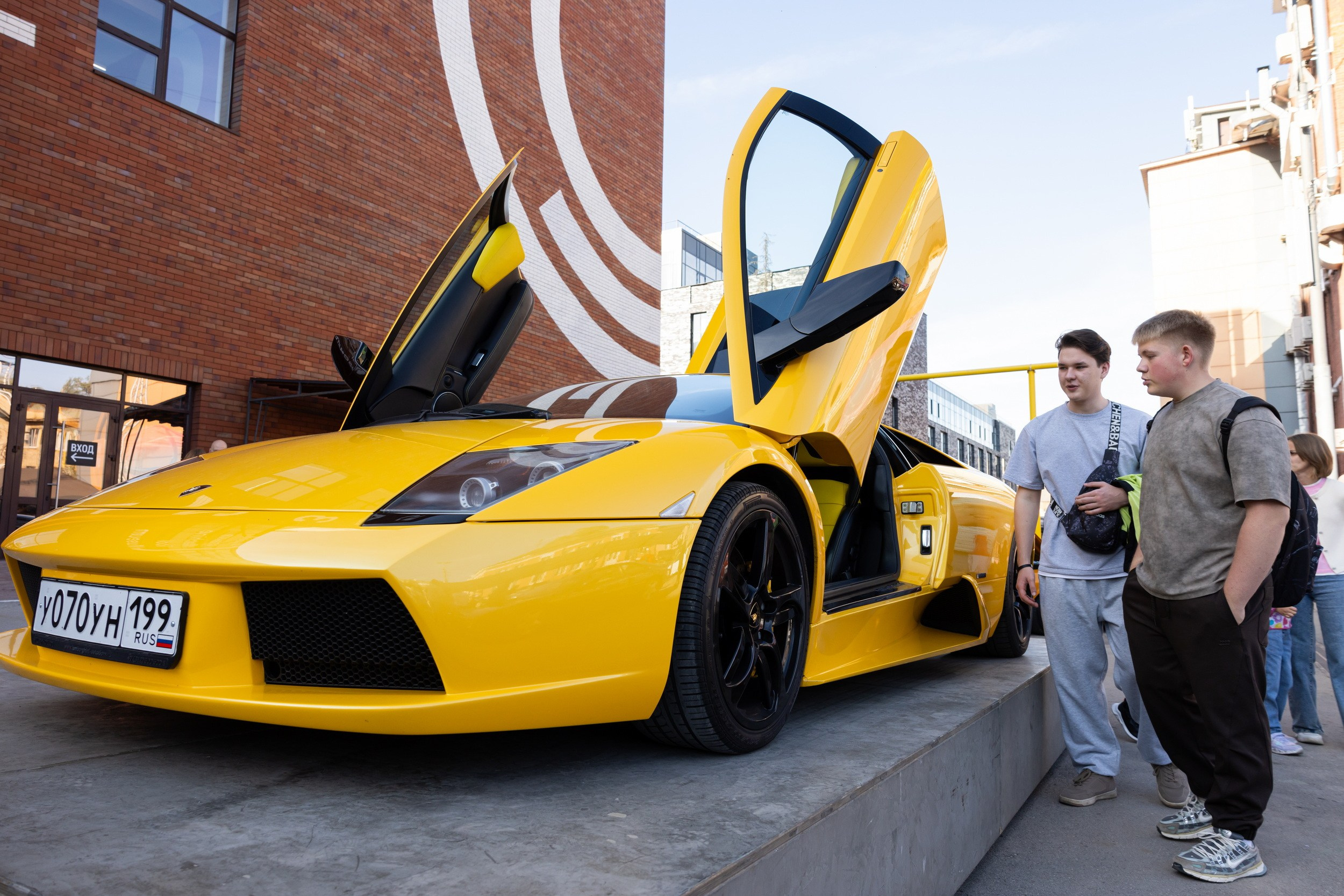 Фестиваль «Электромашина» (13 сентября 2025). Репортажный фотограф Алексей Пирязев