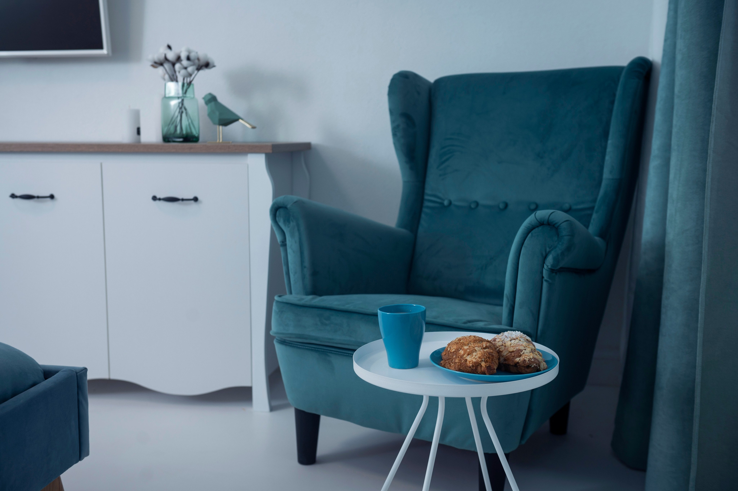 НЕДВИЖКА. Фотограф Вера Демидкова