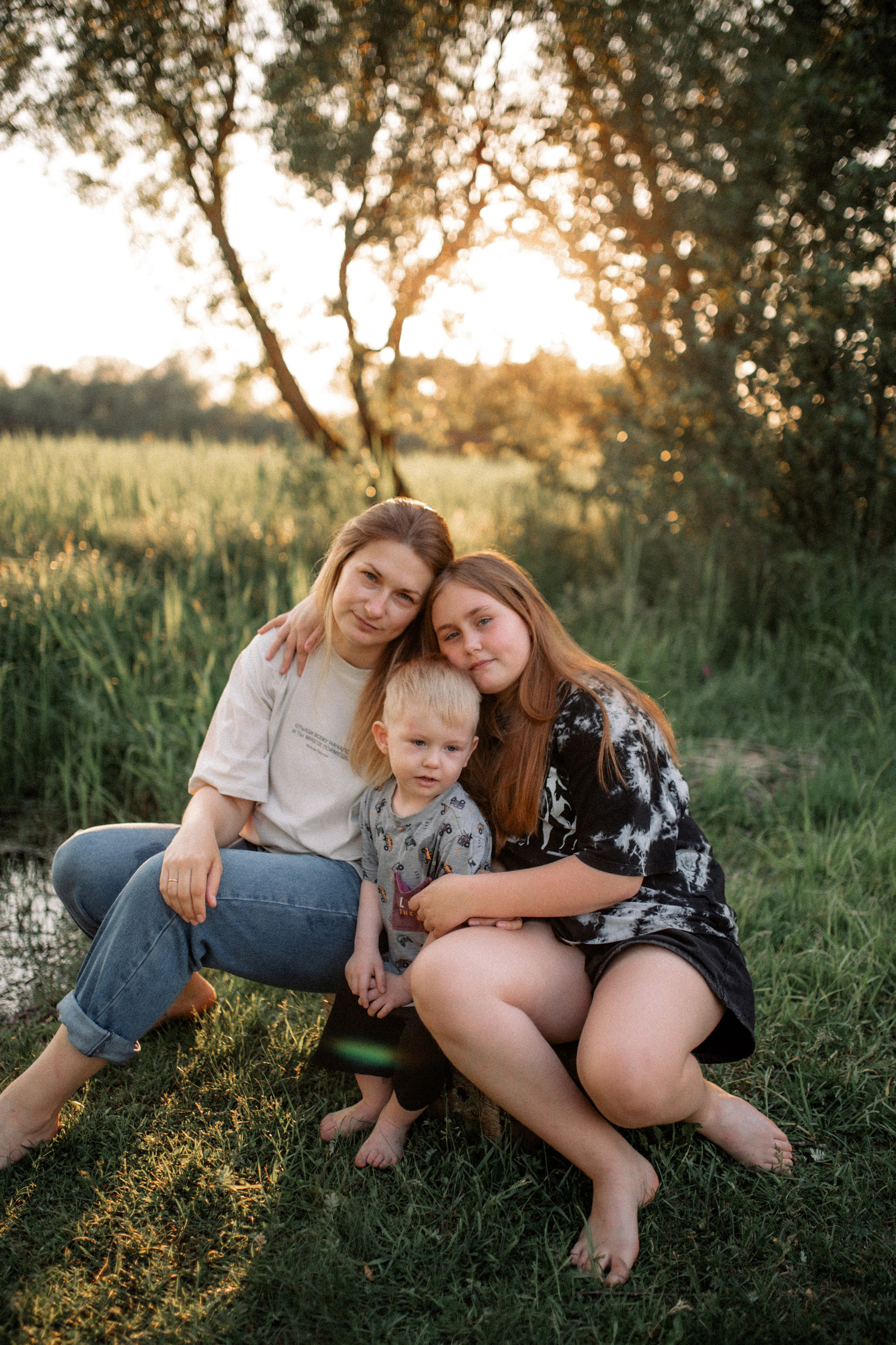 Ира с семьёй