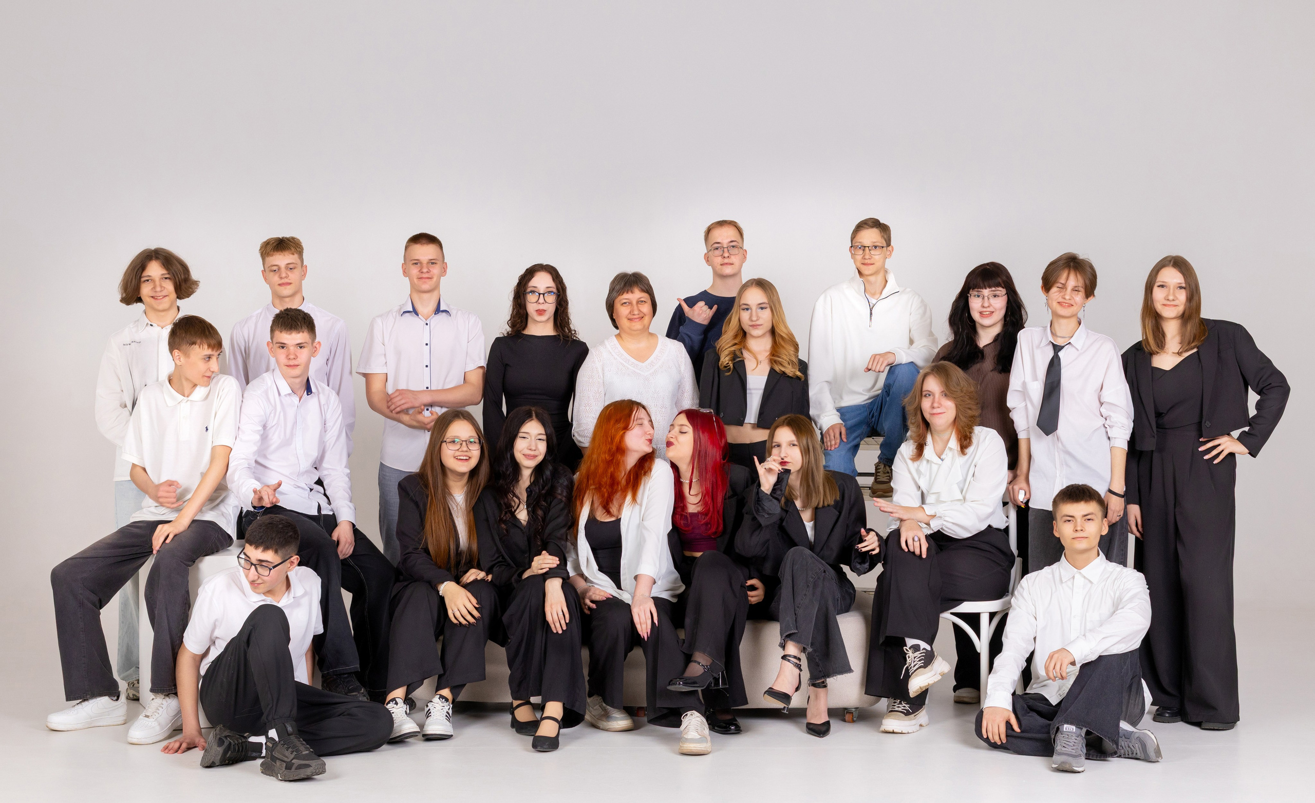 Фотоальбомы СТАРШЕКЛАССНИКИ. Студия «Фокус» детская фотография Ольги Поповой г. Бийск