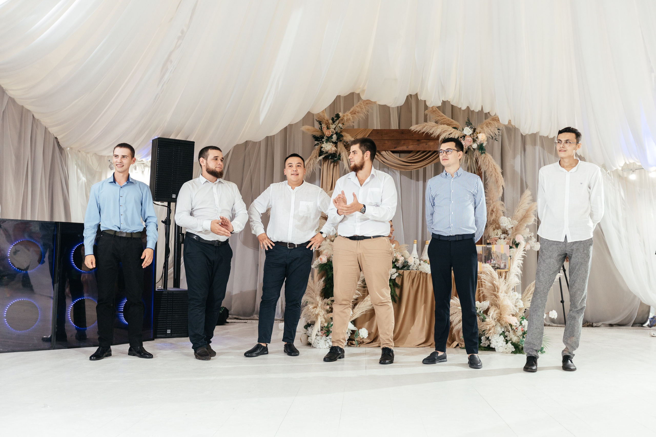 Свадебный фотограф Уфа — Руслан ГабдлисламовЖивые эмоции, красивые кадры, воспоминания на всю жизнь.Работаю по всей Республике Башкортоста. Свадебный фотограф Уфа Руслан Габдлисламов