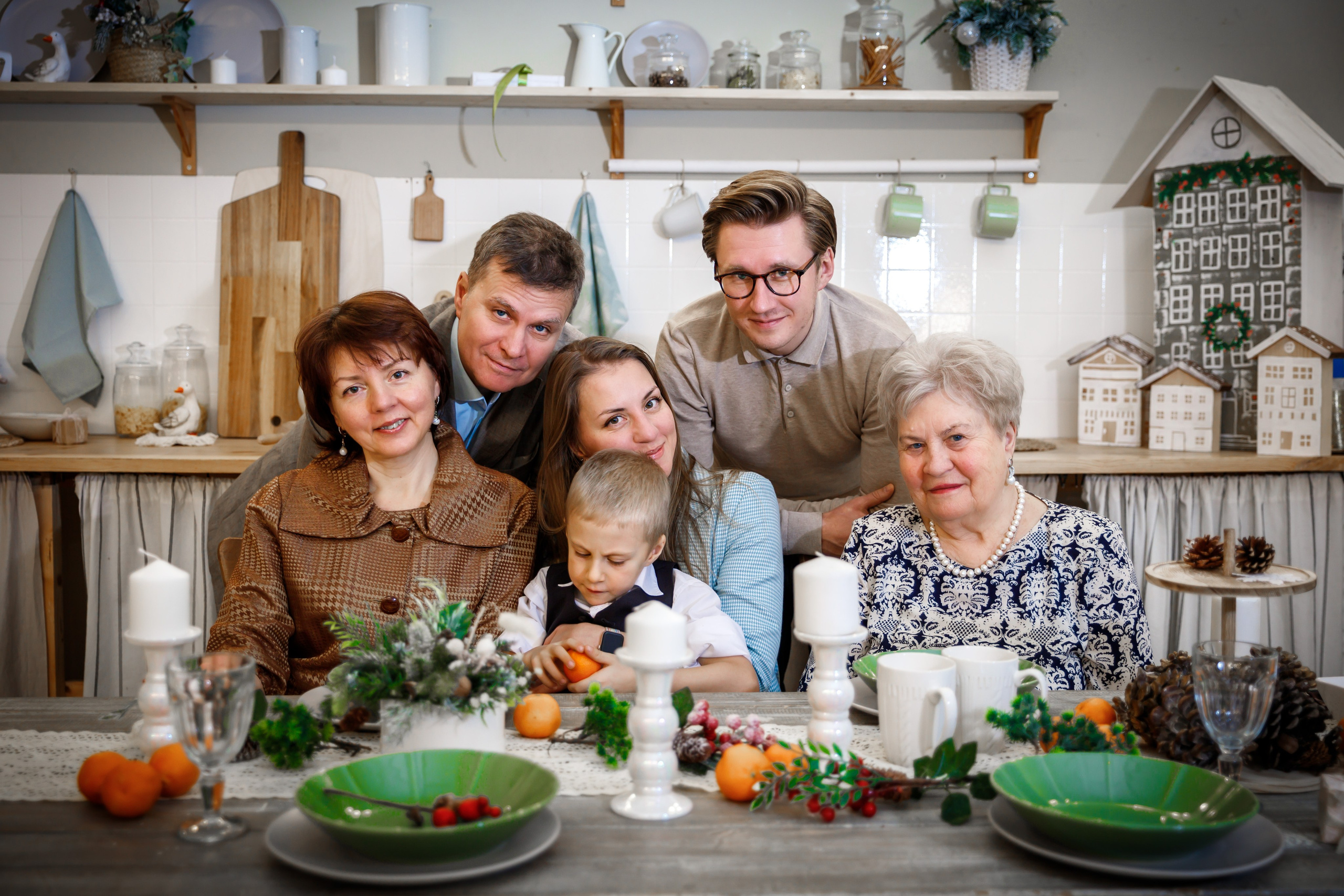 CherryFamily HappyNewYear DailyStudio. ФОТОГРАФ РАДОСТИ Фотосессия в студии СПб. Портретный фотограф — Юрий Торлопов