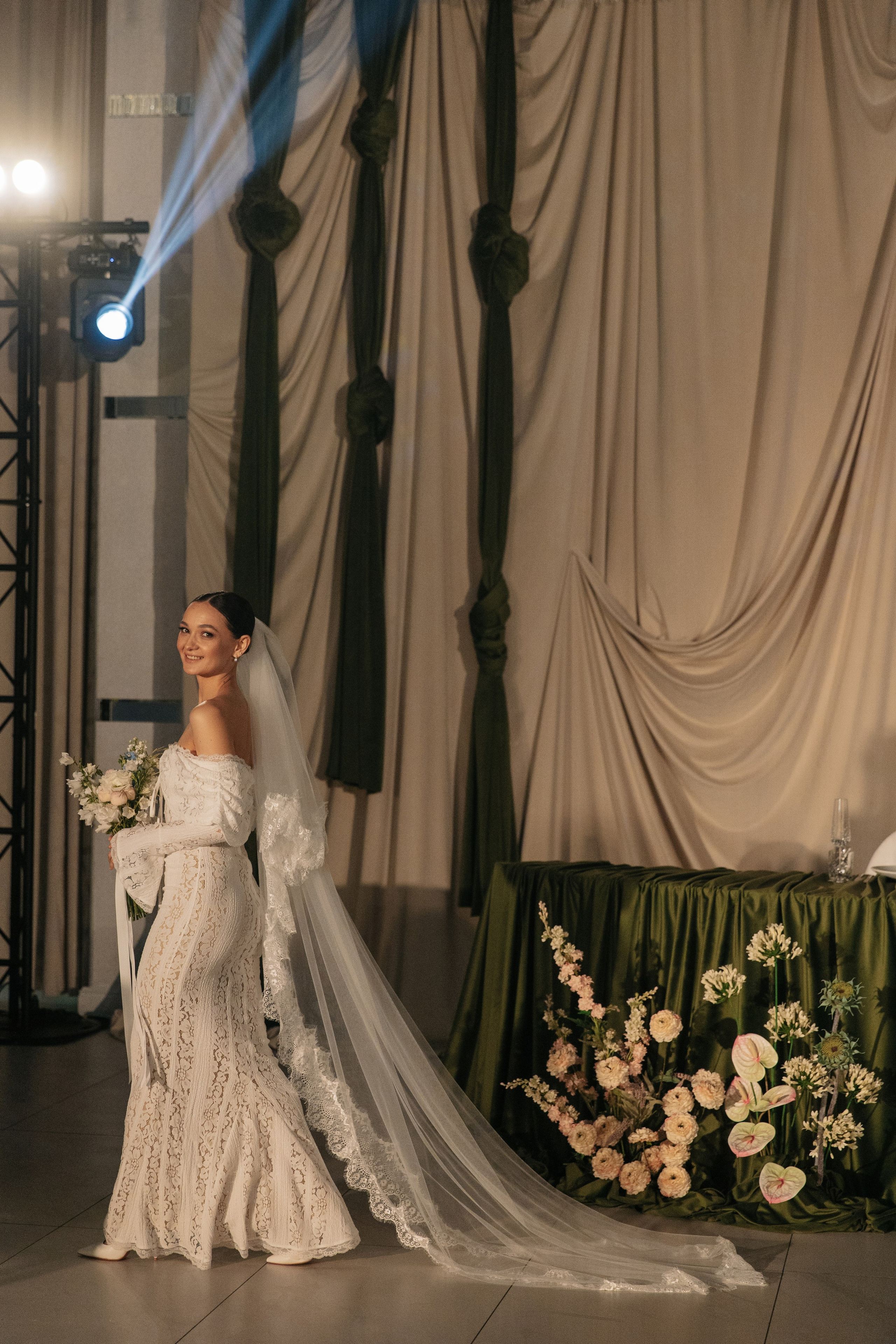 Игорь и Валерия. Главная