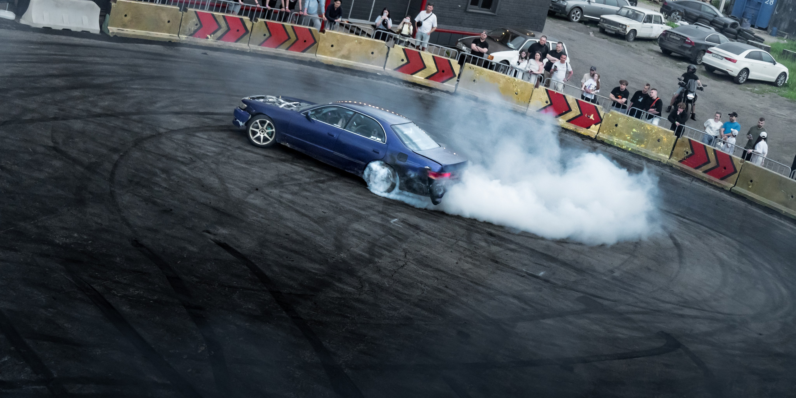 TURBO NIGHT. Opasnophoto