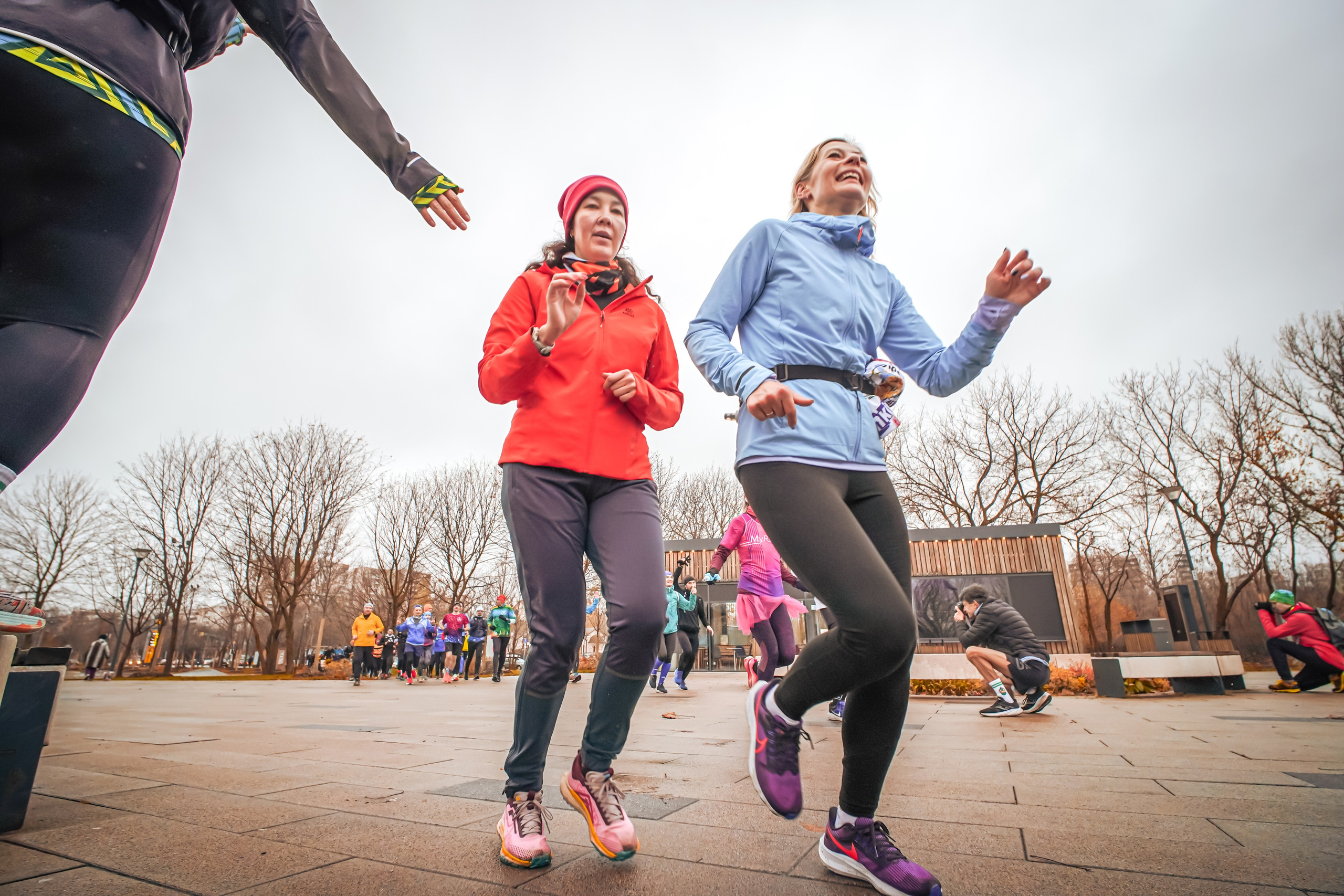 #марафонудома #яuzarun 2024 2-я петля, группа 6:30. Роман Капилюшов. Бег. Фото. Видео. г. Люберцы