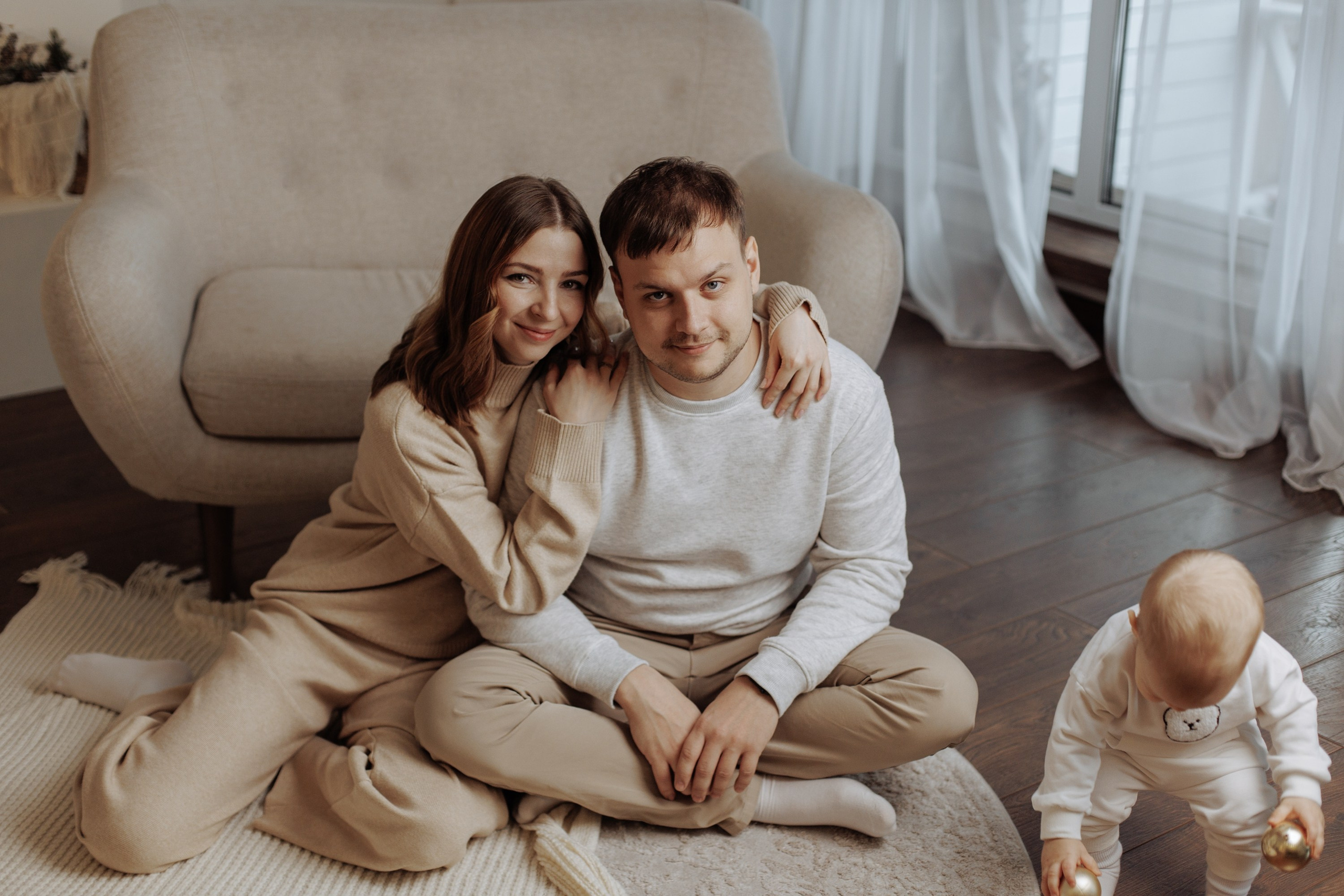 Семейная фотосессия «студия». Свадебный фотограф