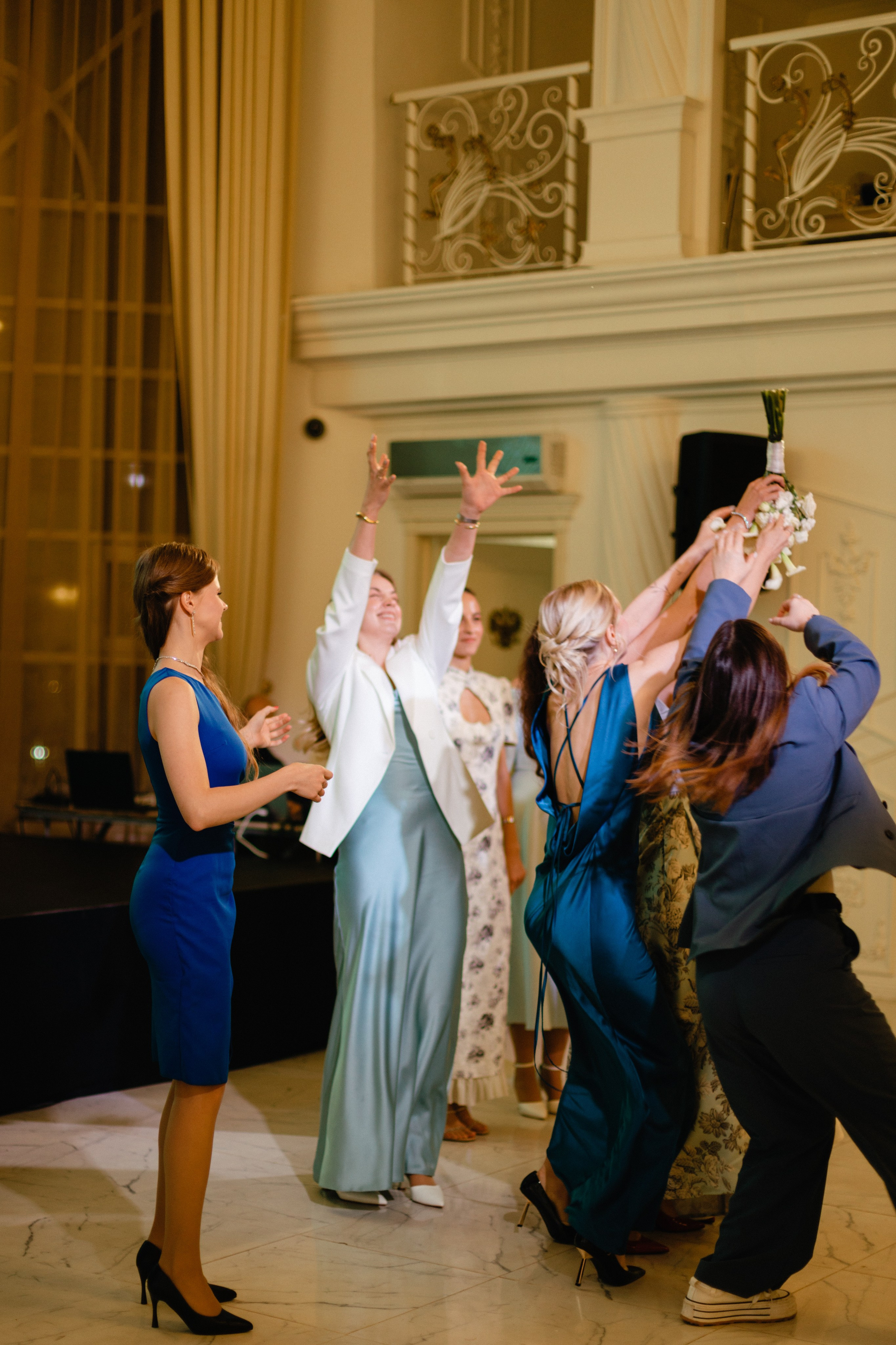 Полина и Антон. Свадебный фотограф Александра Тюлякова