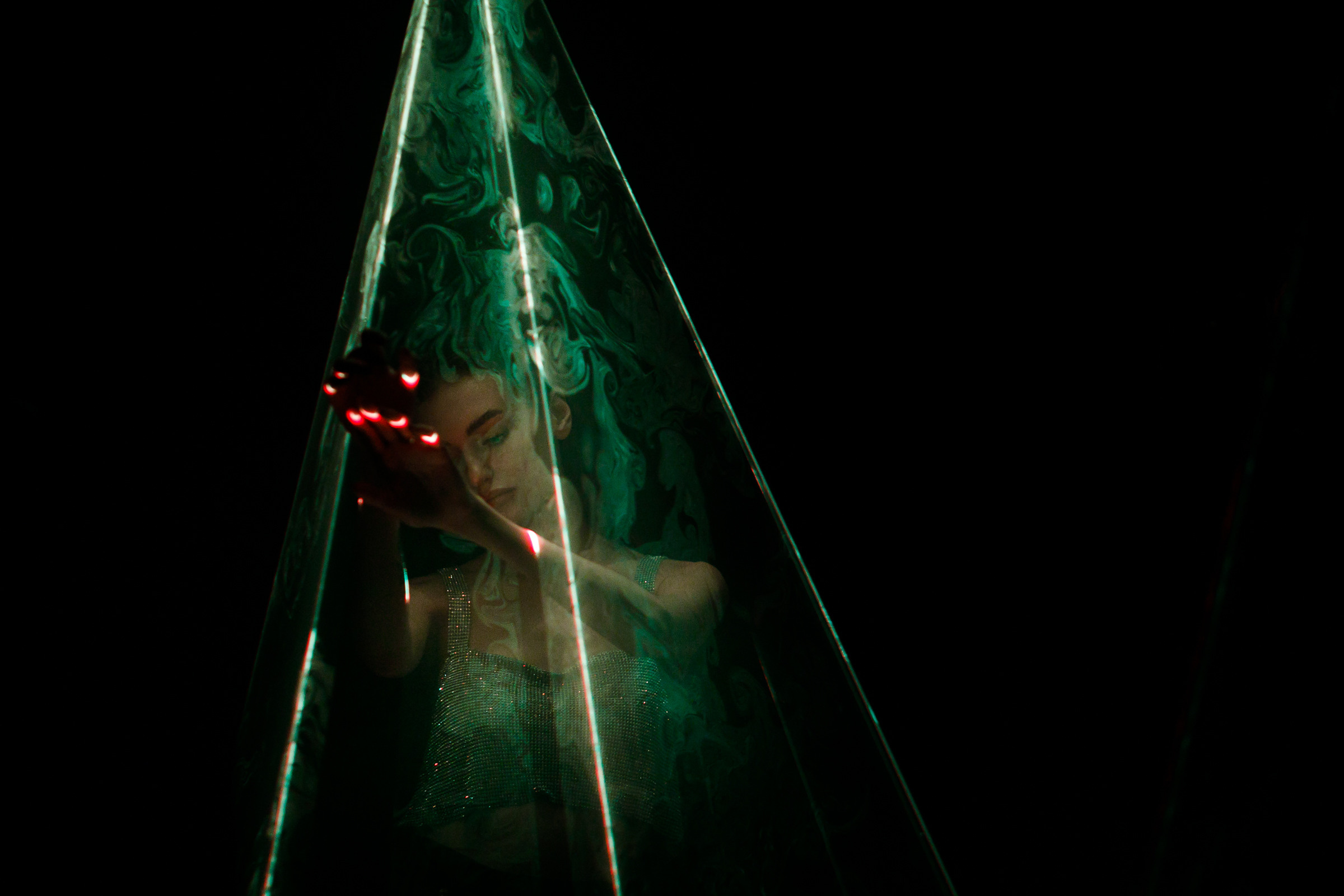 Сияние лазера. Фотограф в Уфе Ирина Идрисова