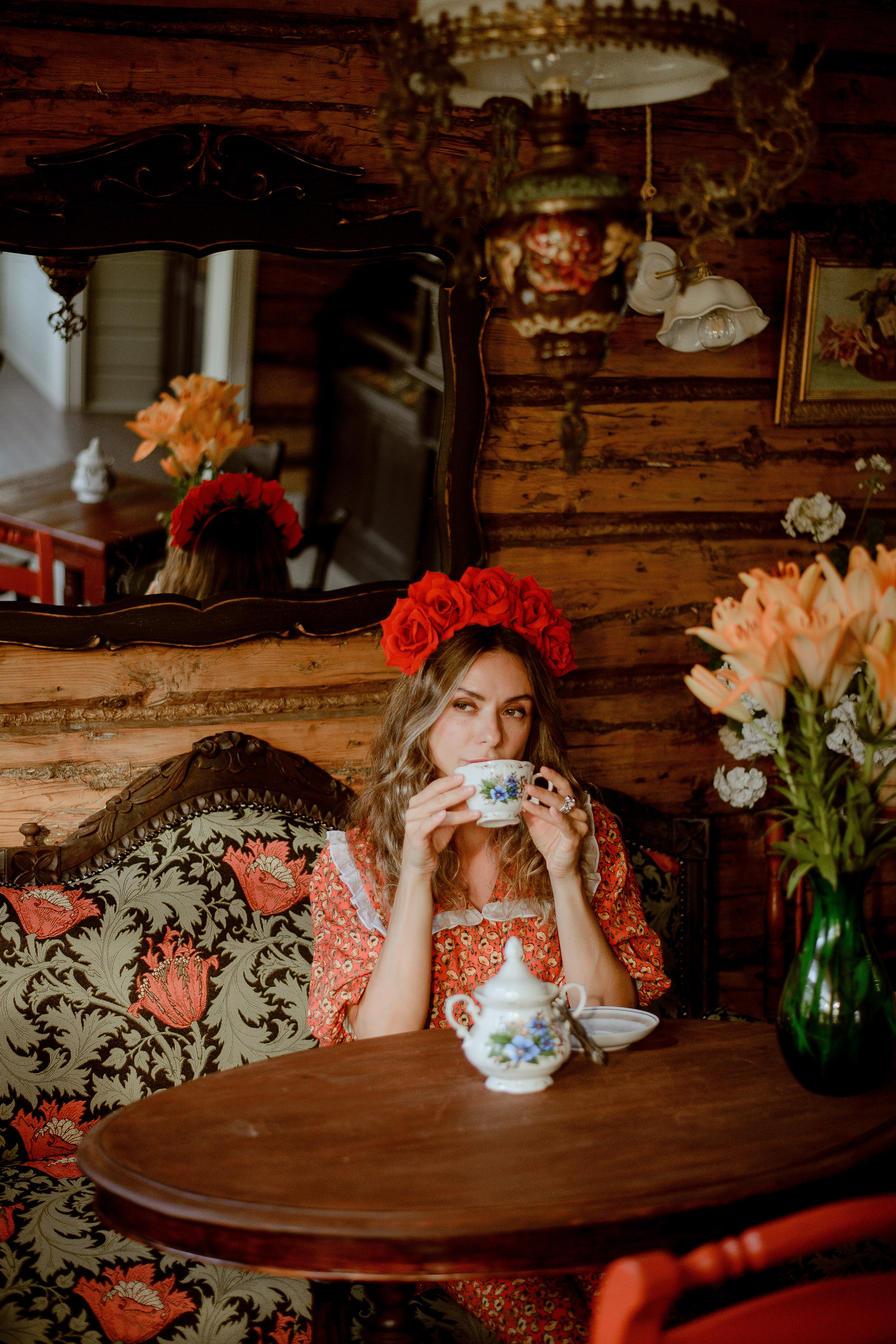 Женский портрет. Дина — ваш фотограф в Коломне и Москве. Живые портреты, любимые люди, важные события. Всё, что хочется помнить